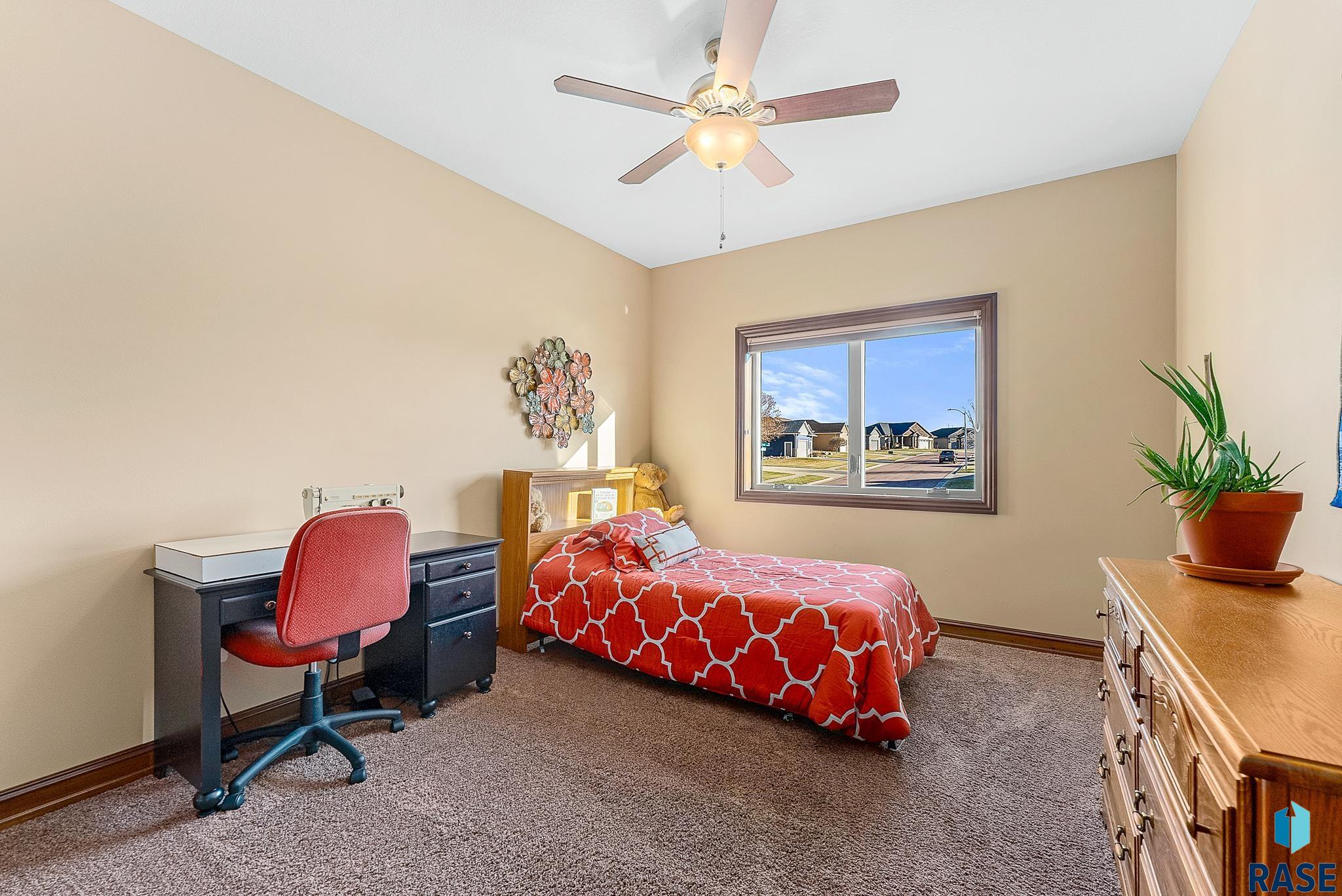 2101 S Copper Crest Trl