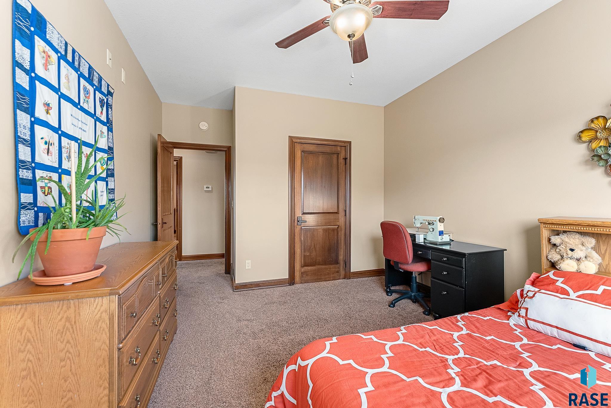 2101 S Copper Crest Trl