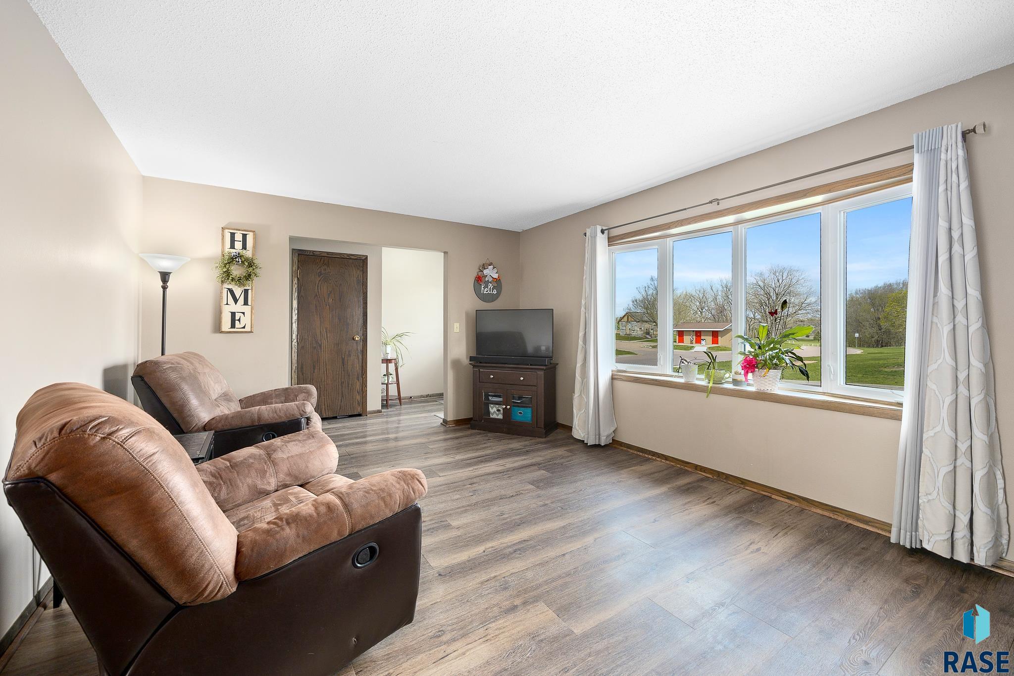 1704 Sylvan Cir