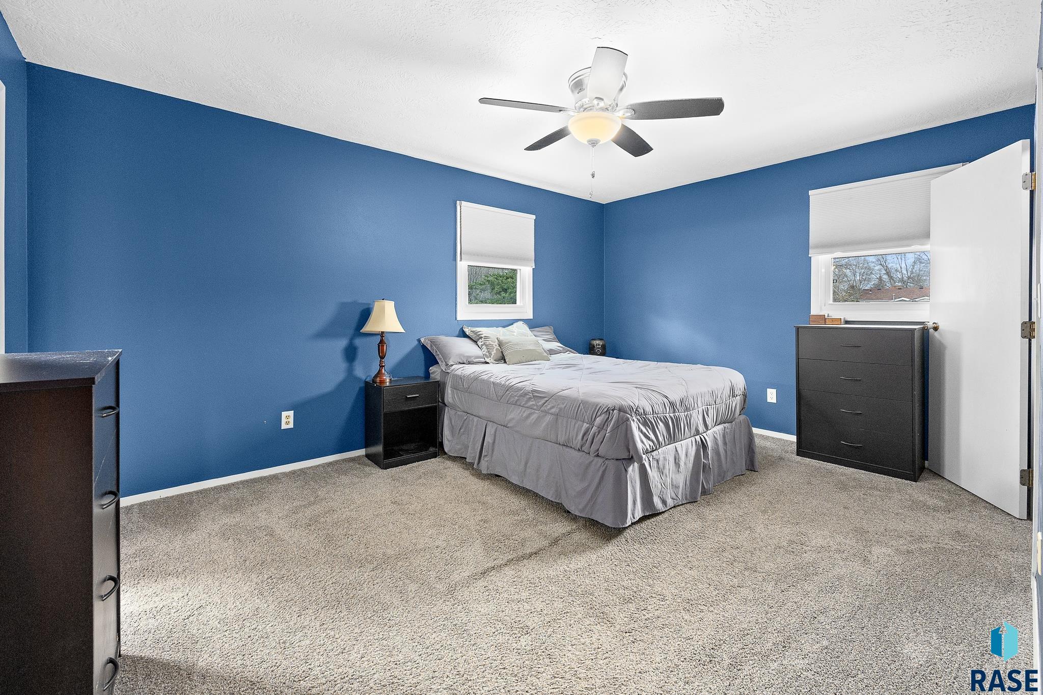 1704 Sylvan Cir