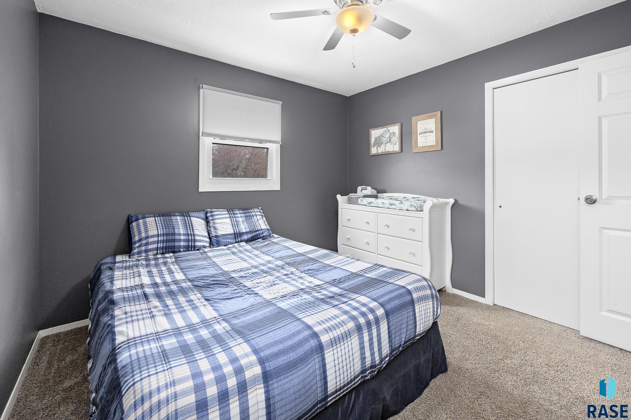 1704 Sylvan Cir