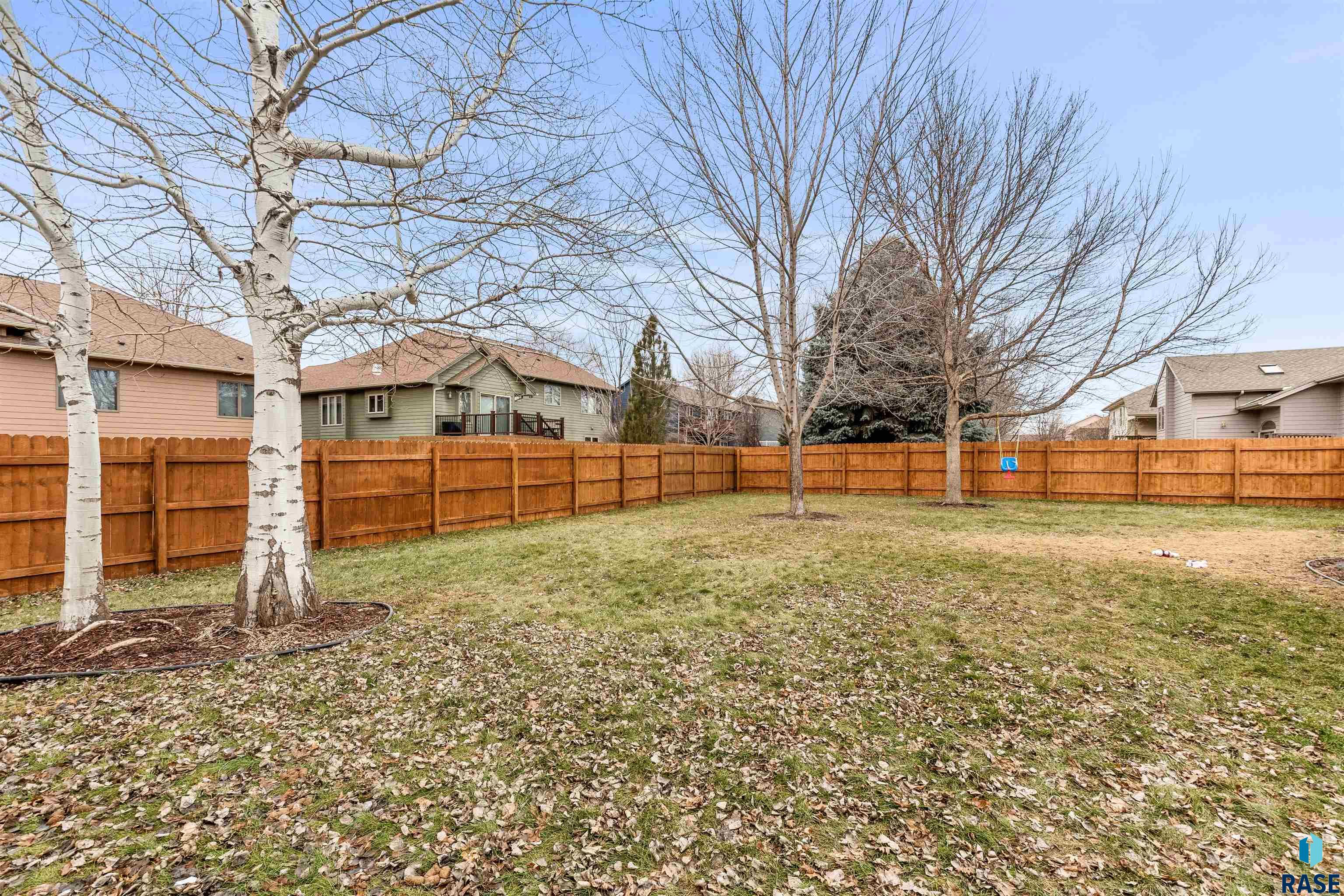 3421 S Moonflower Ave