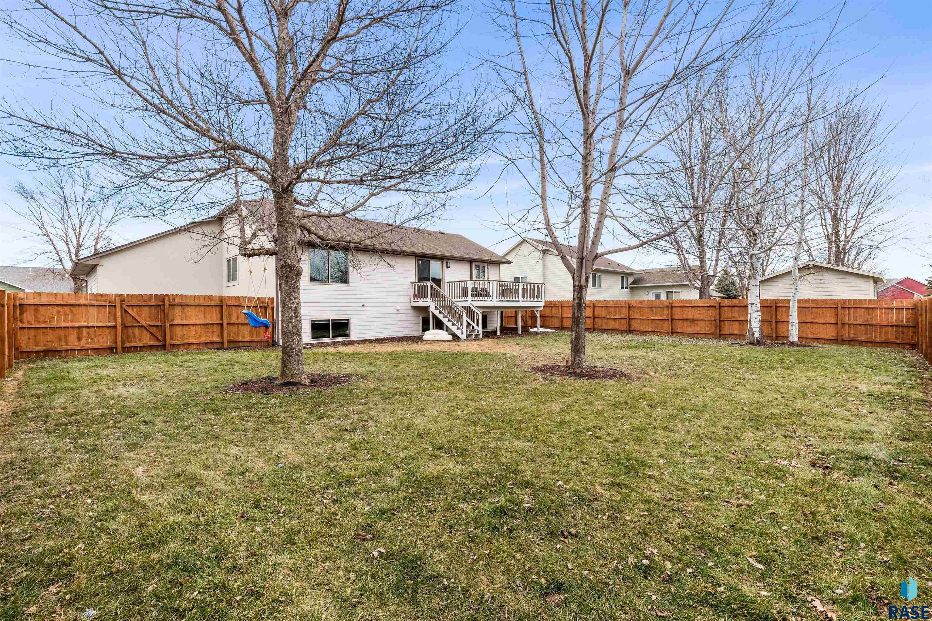 3421 S Moonflower Ave