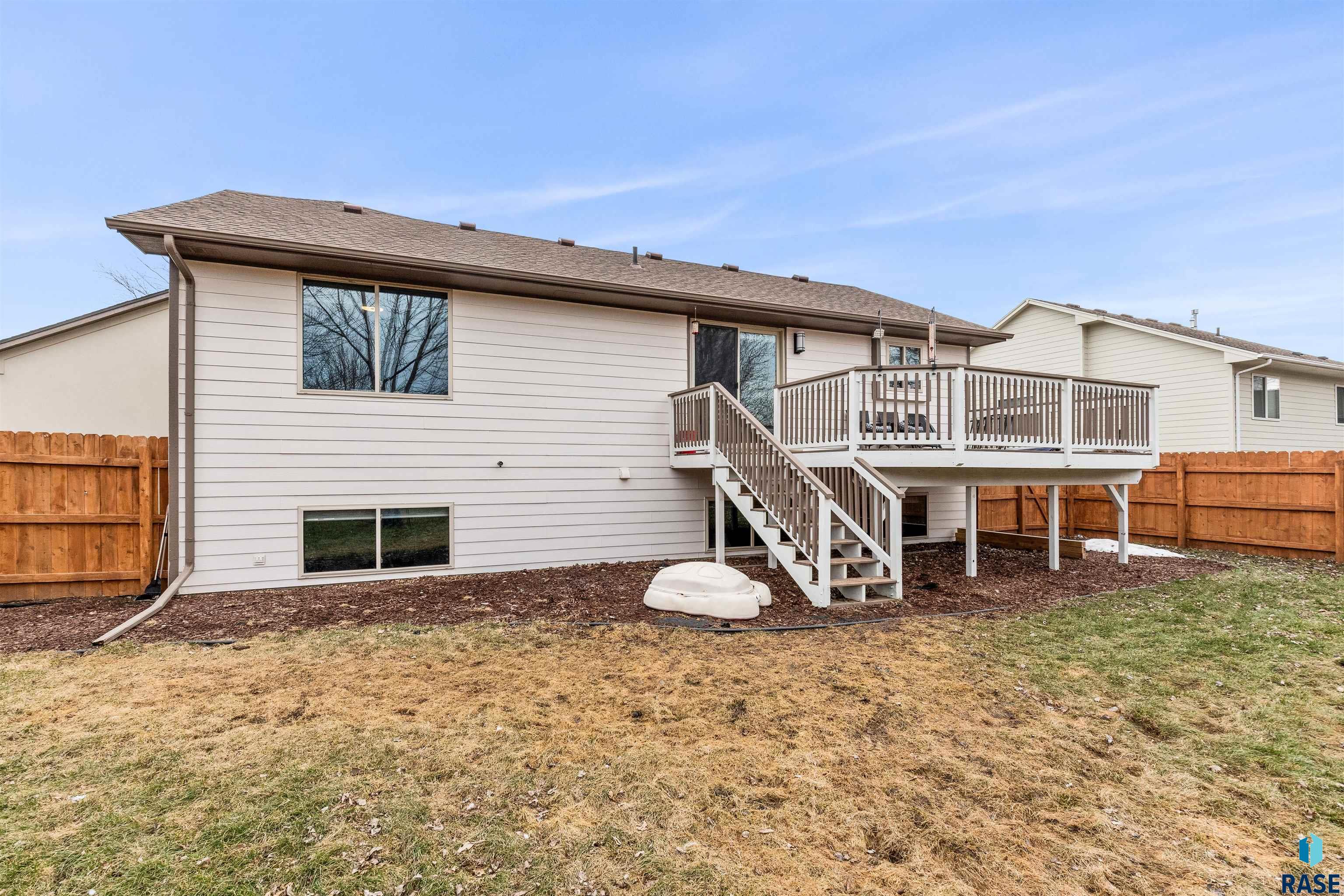 3421 S Moonflower Ave