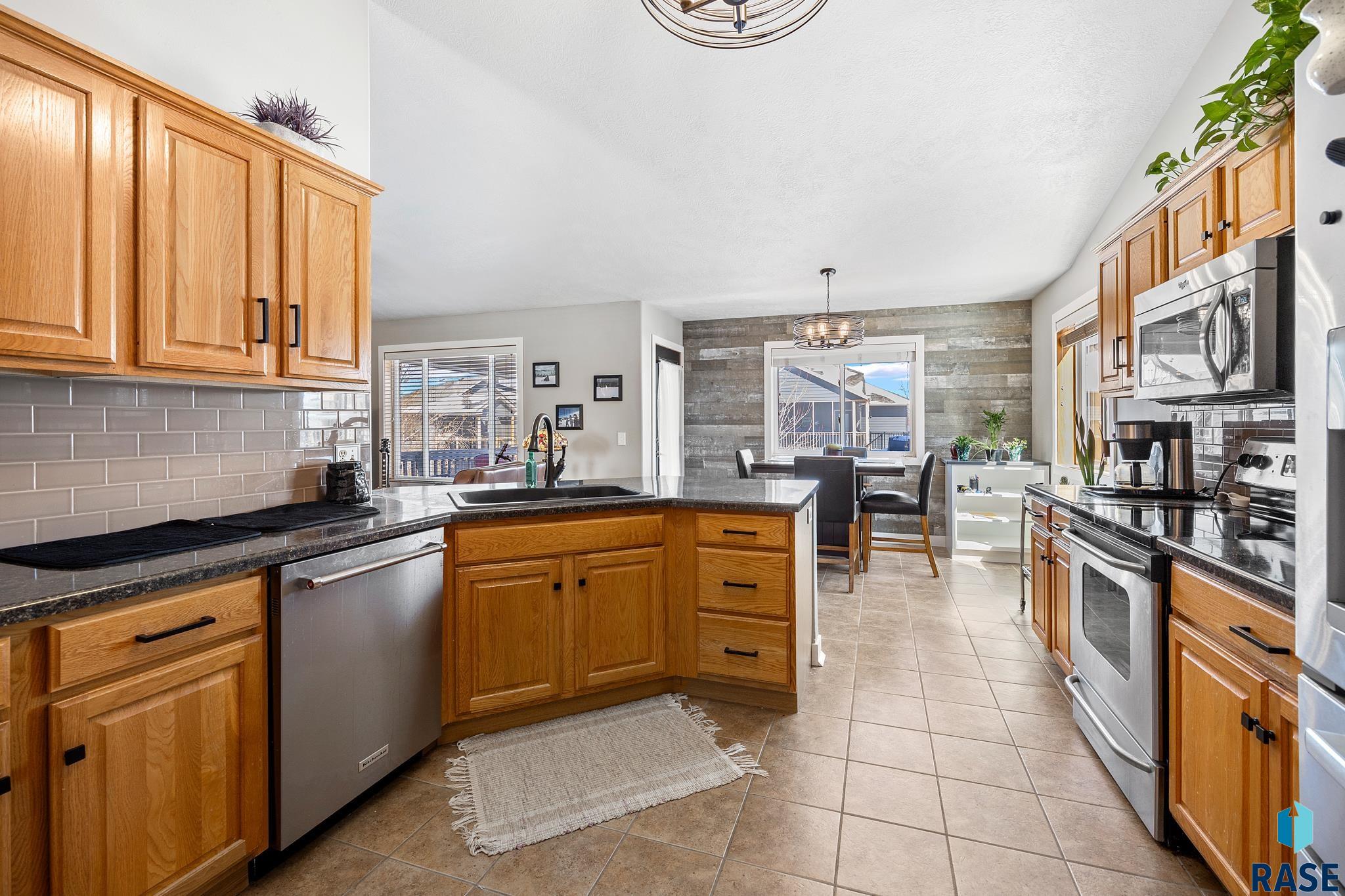 7508 W Stoney Creek St