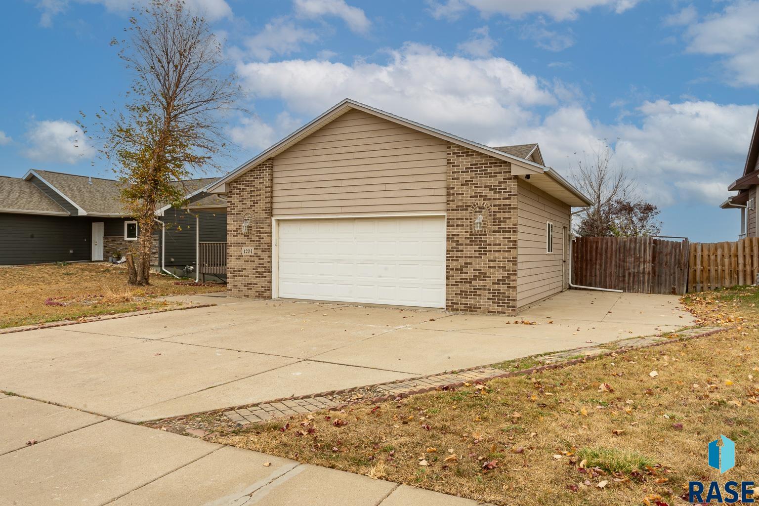 1204 N Archer Dr