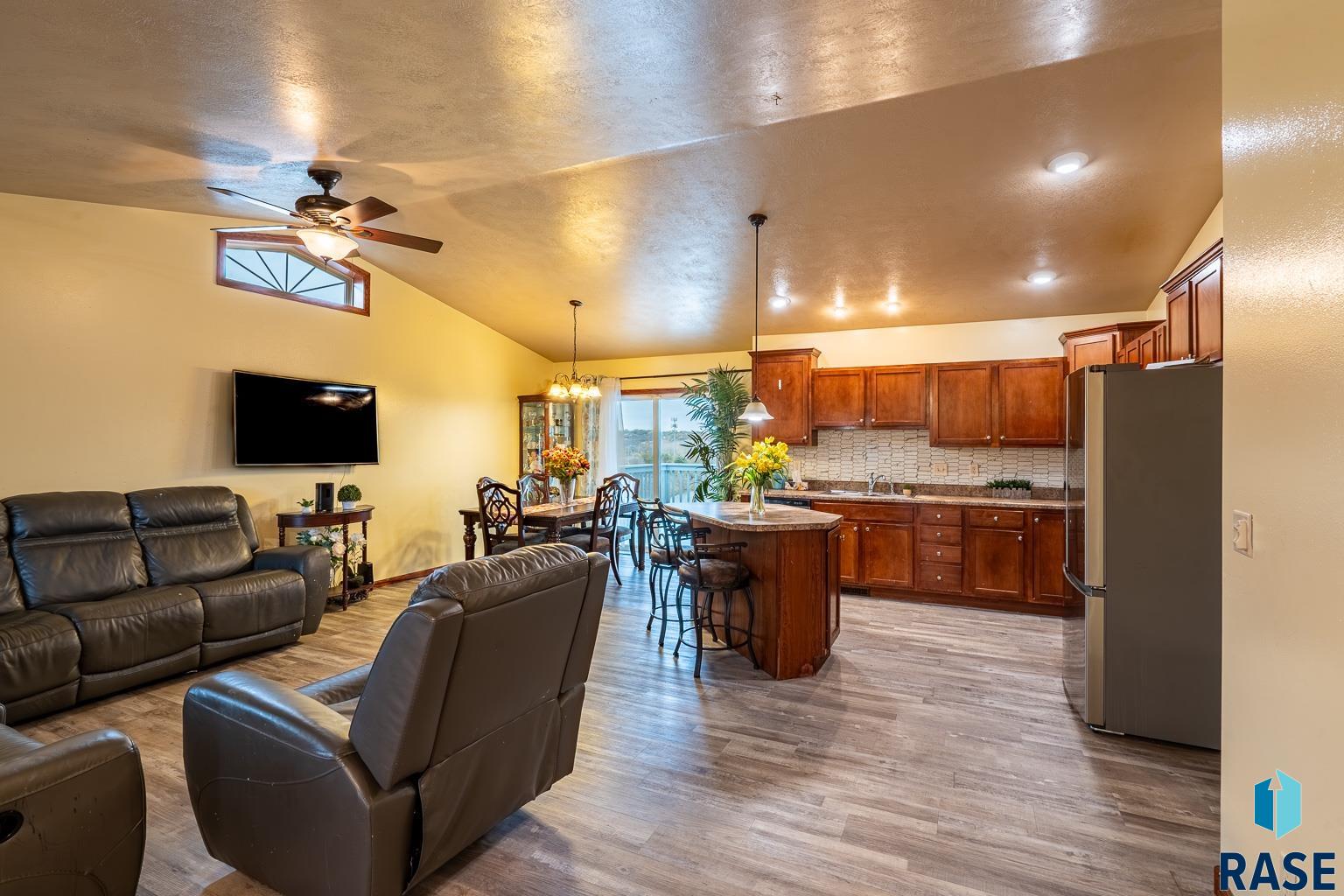 1204 N Archer Dr