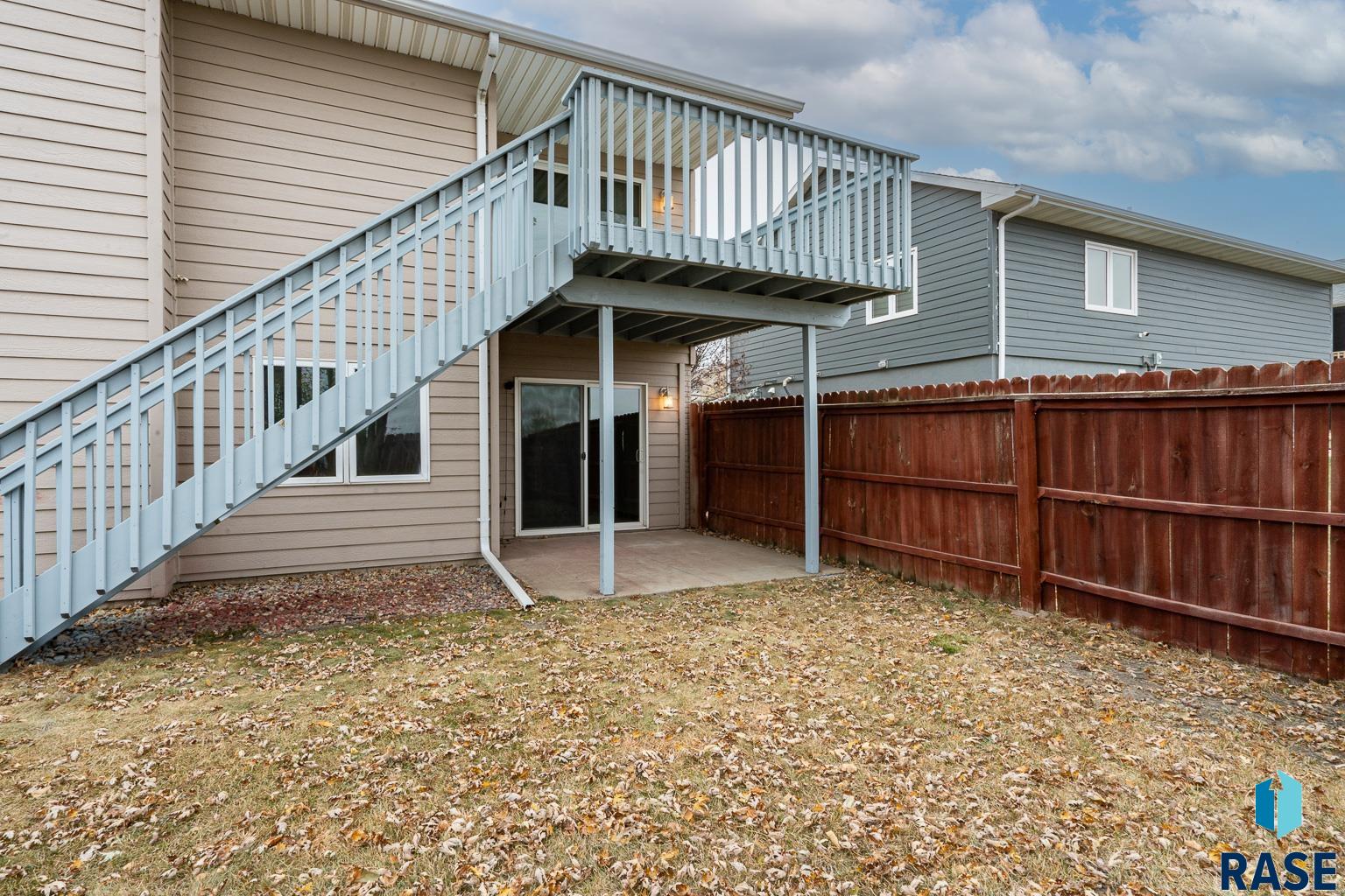 1204 N Archer Dr
