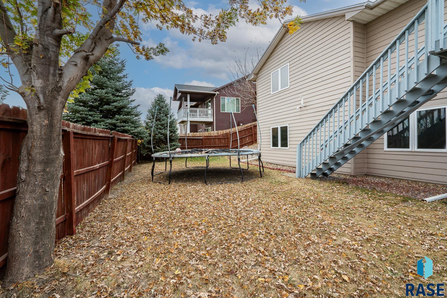 1204 N Archer Dr