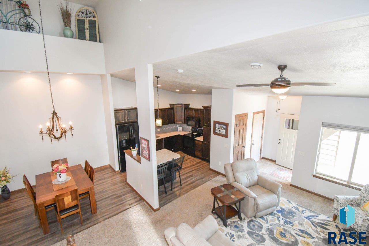 4007 S Grand Slam Ave