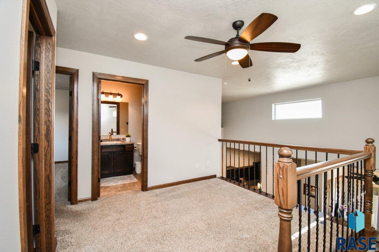 4007 S Grand Slam Ave