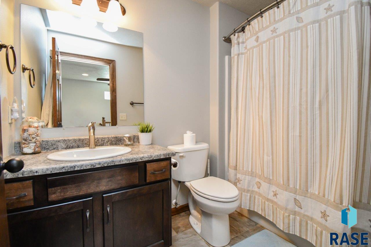 4007 S Grand Slam Ave