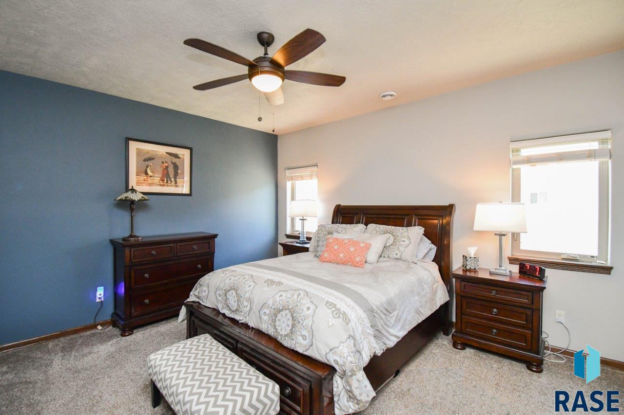 4007 S Grand Slam Ave