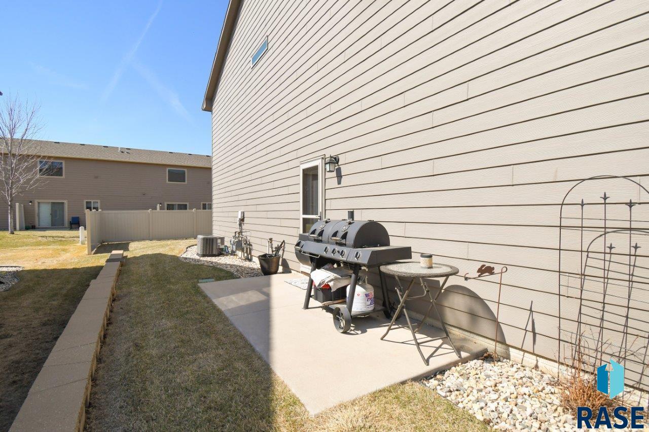 4007 S Grand Slam Ave