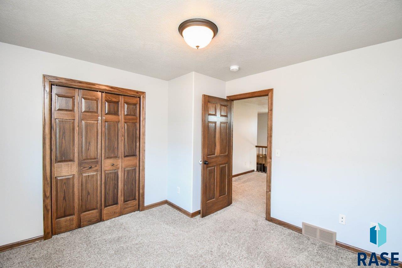 4007 S Grand Slam Ave