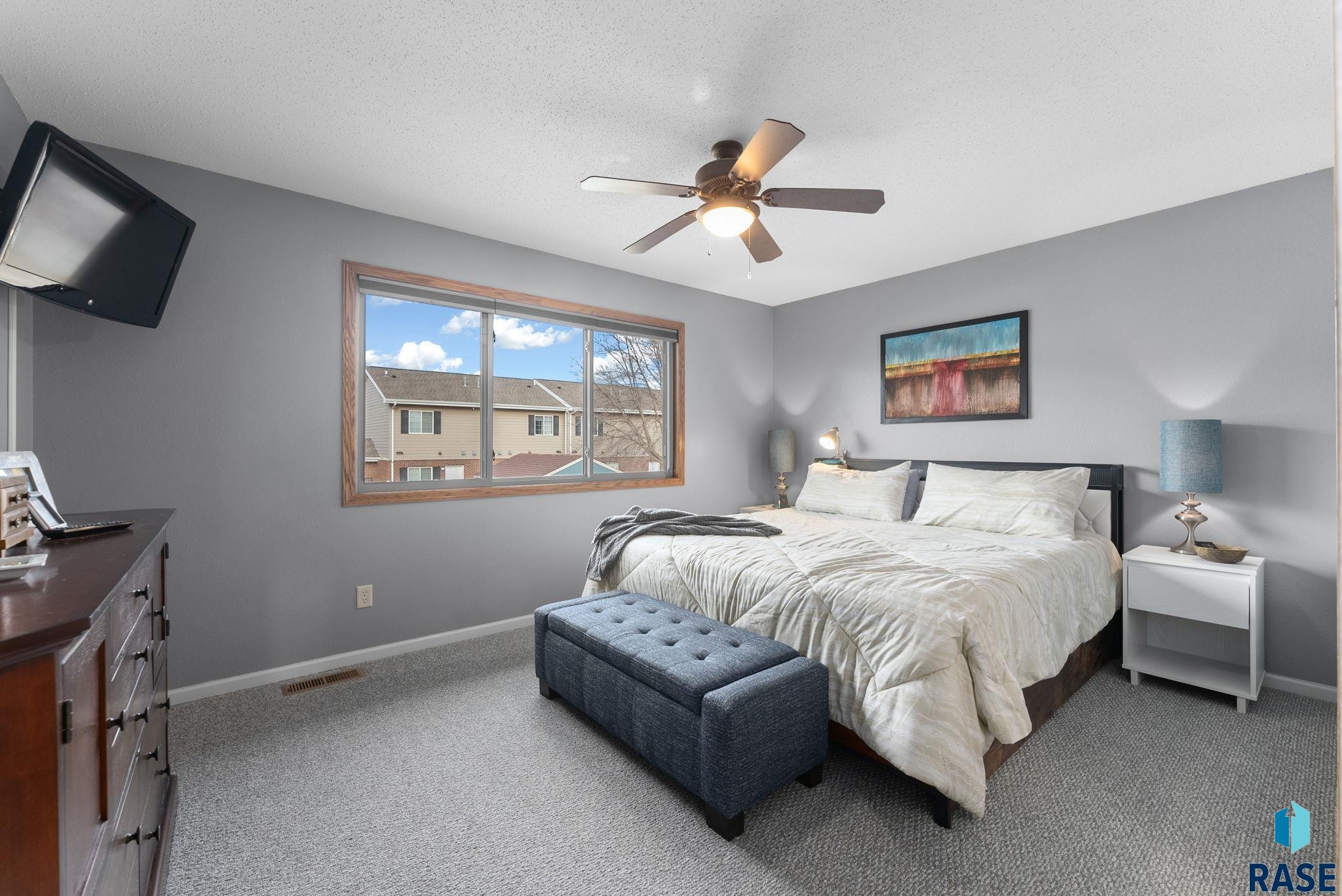 7660 S Rose Crest Ct