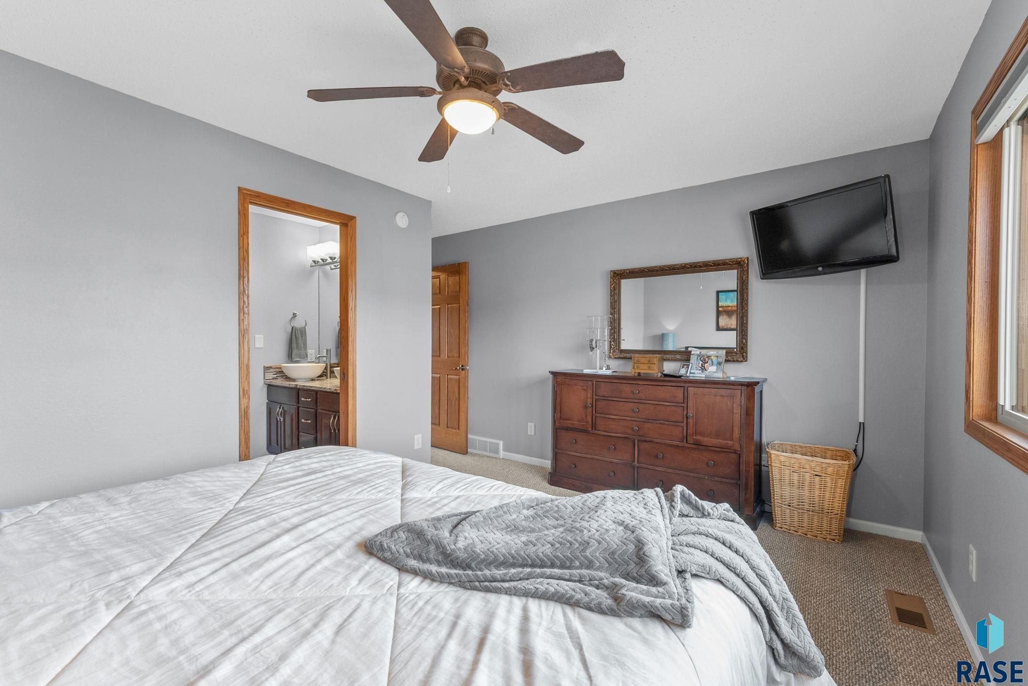 7660 S Rose Crest Ct