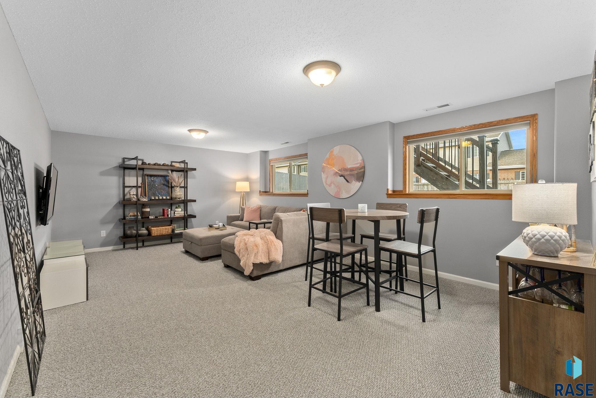 7660 S Rose Crest Ct