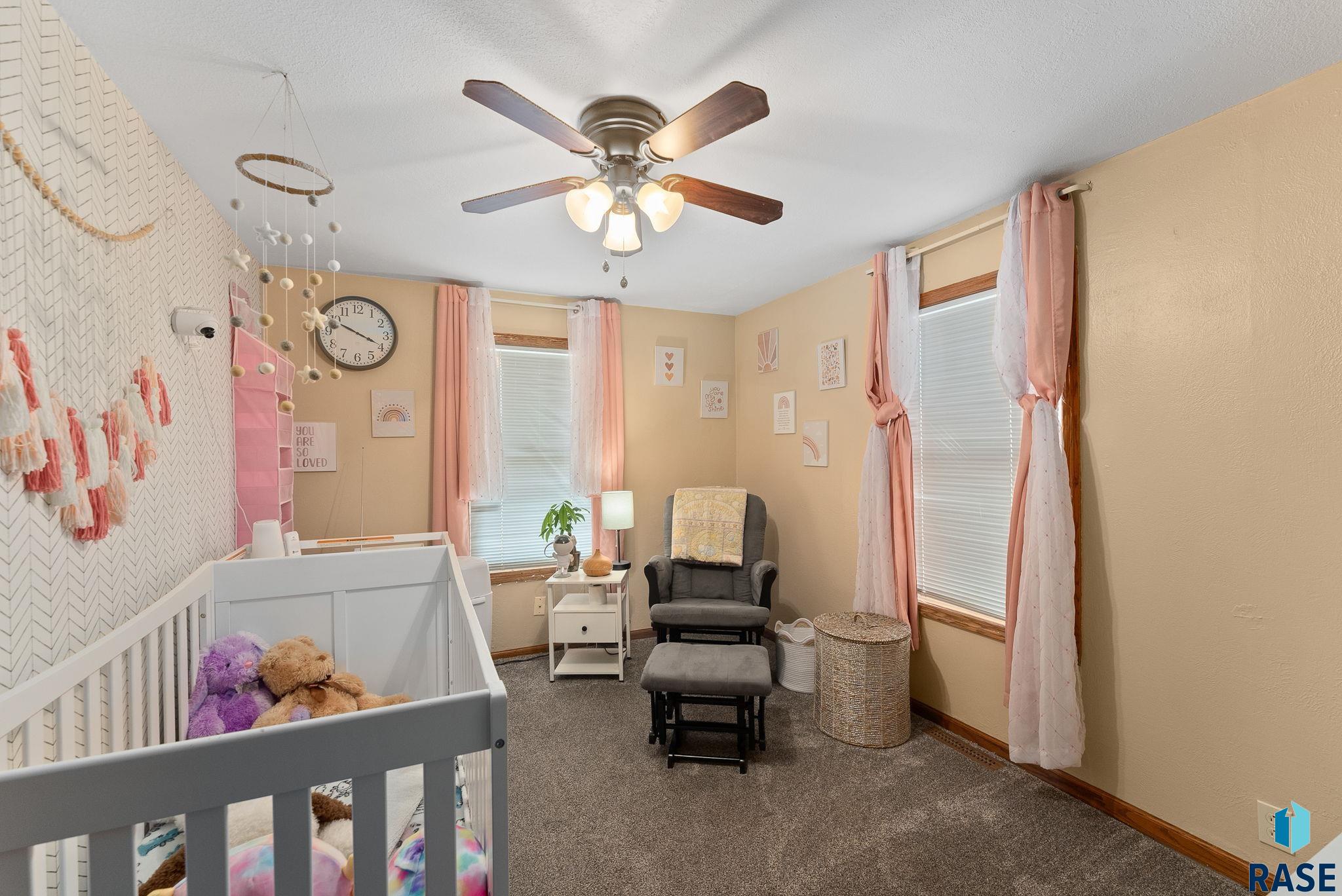 110 W Rose St