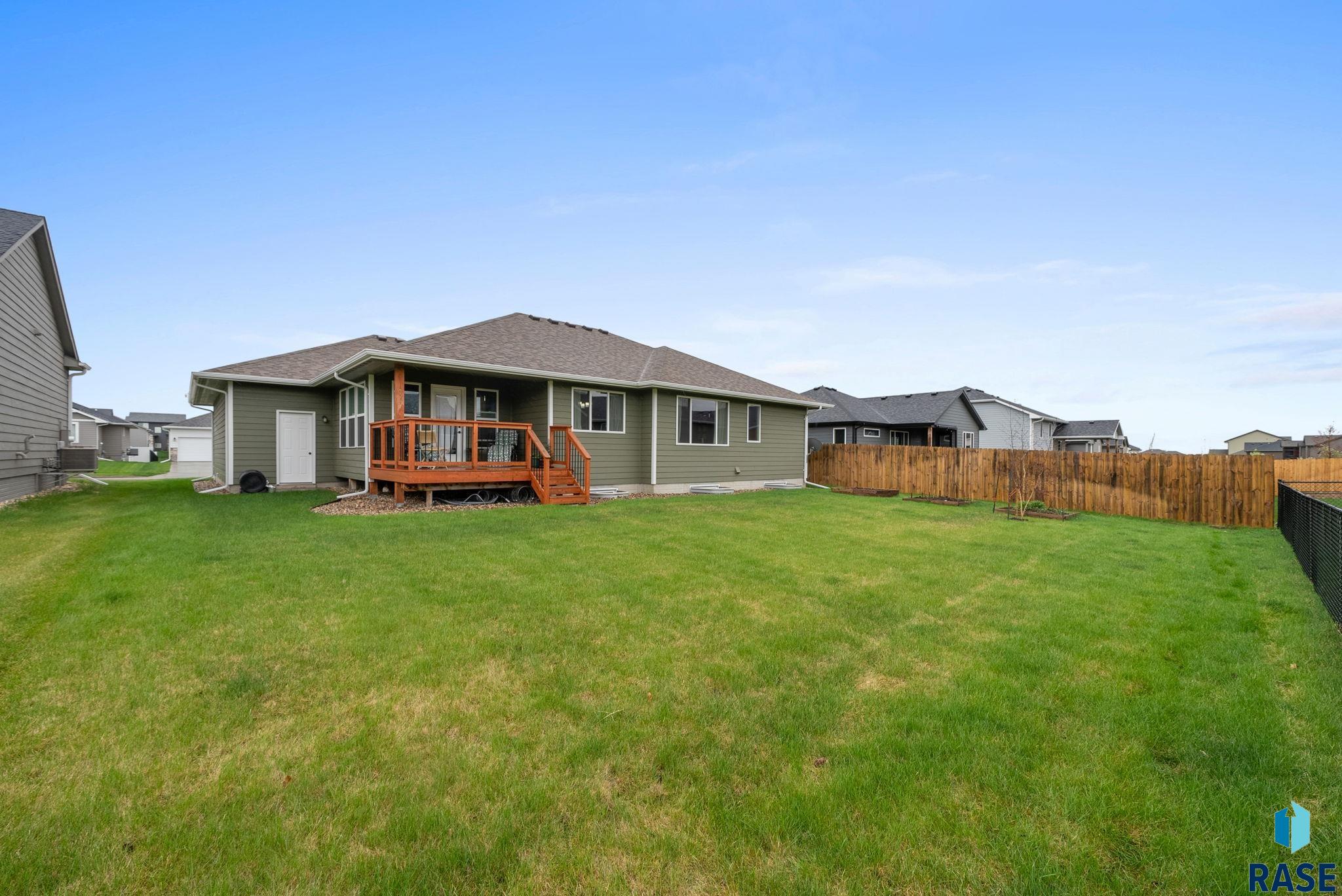 4005 S Home Plate Ave