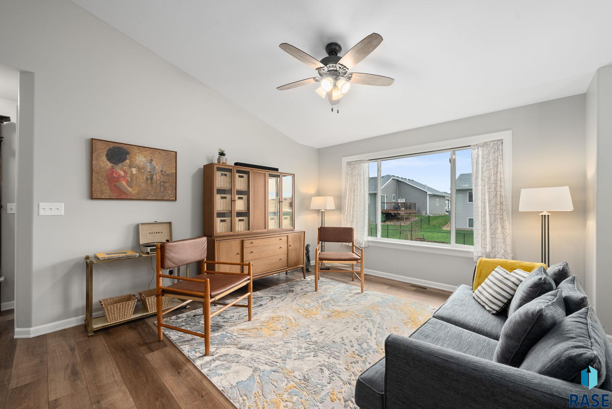 4005 S Home Plate Ave