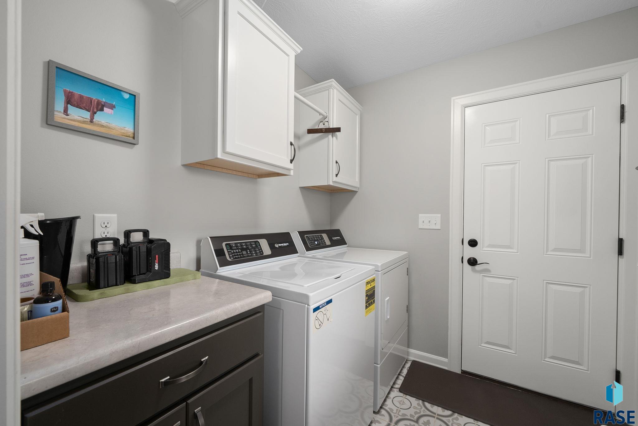 4005 S Home Plate Ave