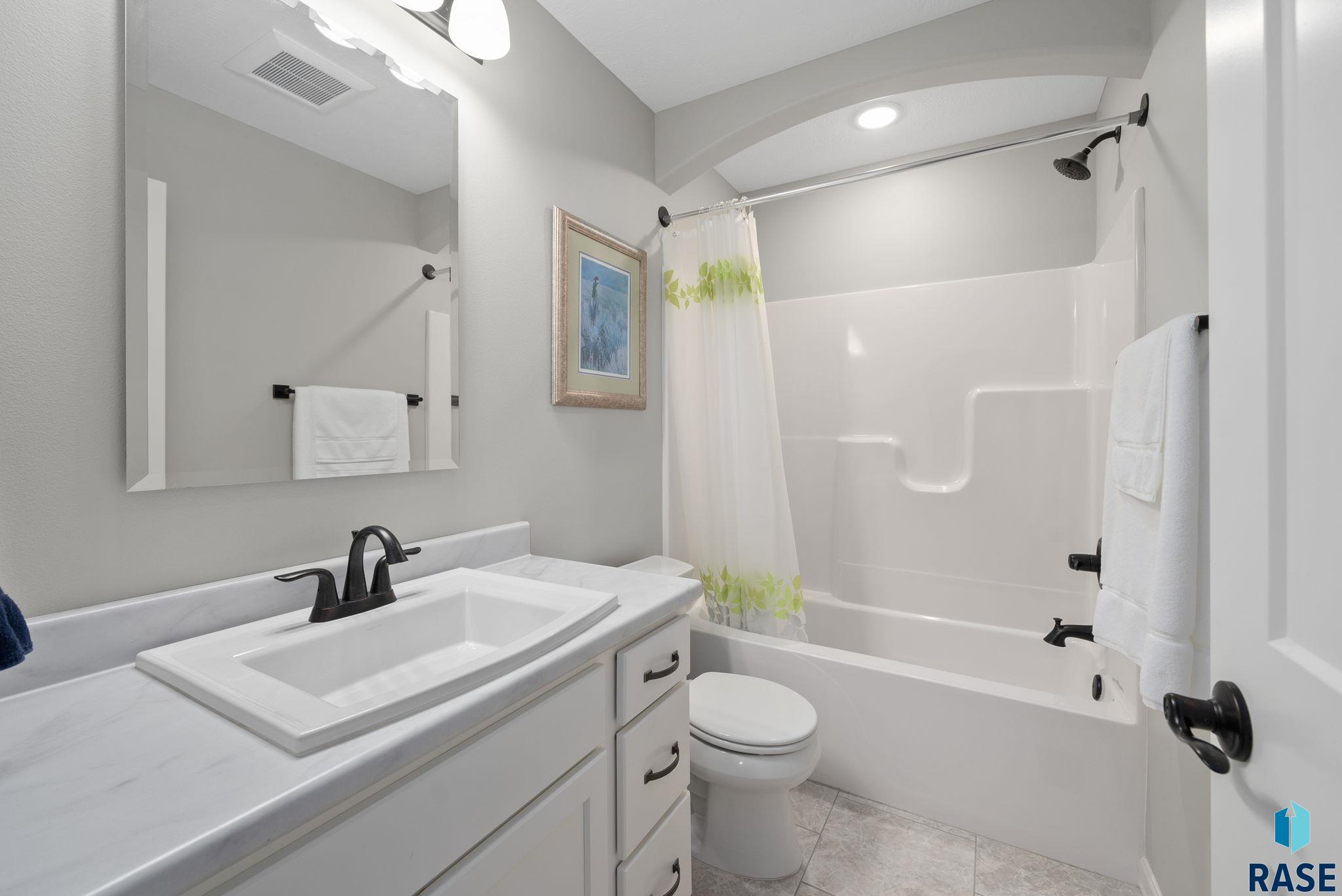 4005 S Home Plate Ave