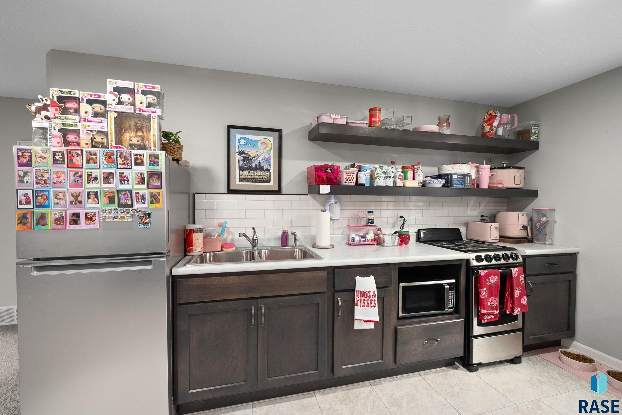 4005 S Home Plate Ave