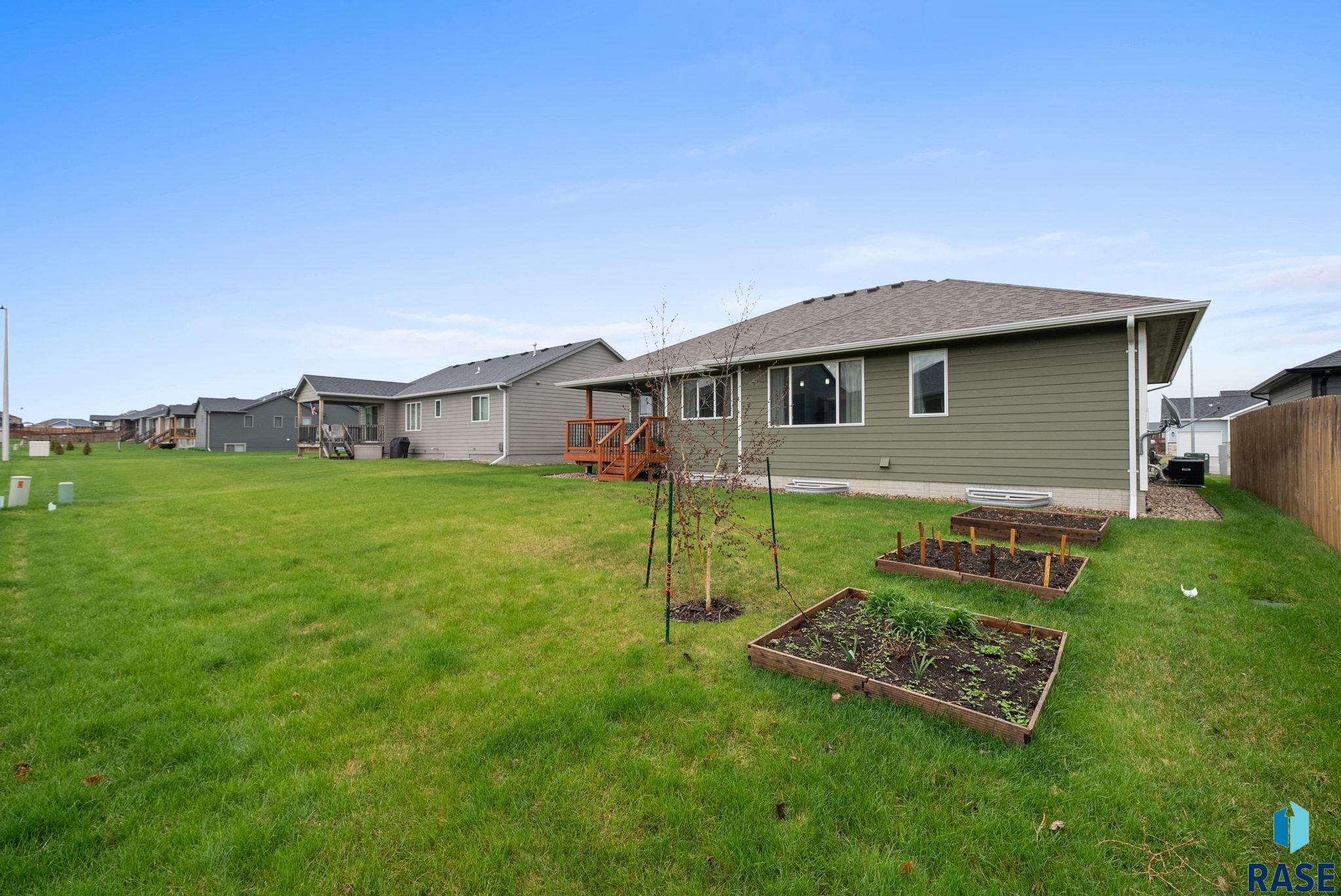 4005 S Home Plate Ave