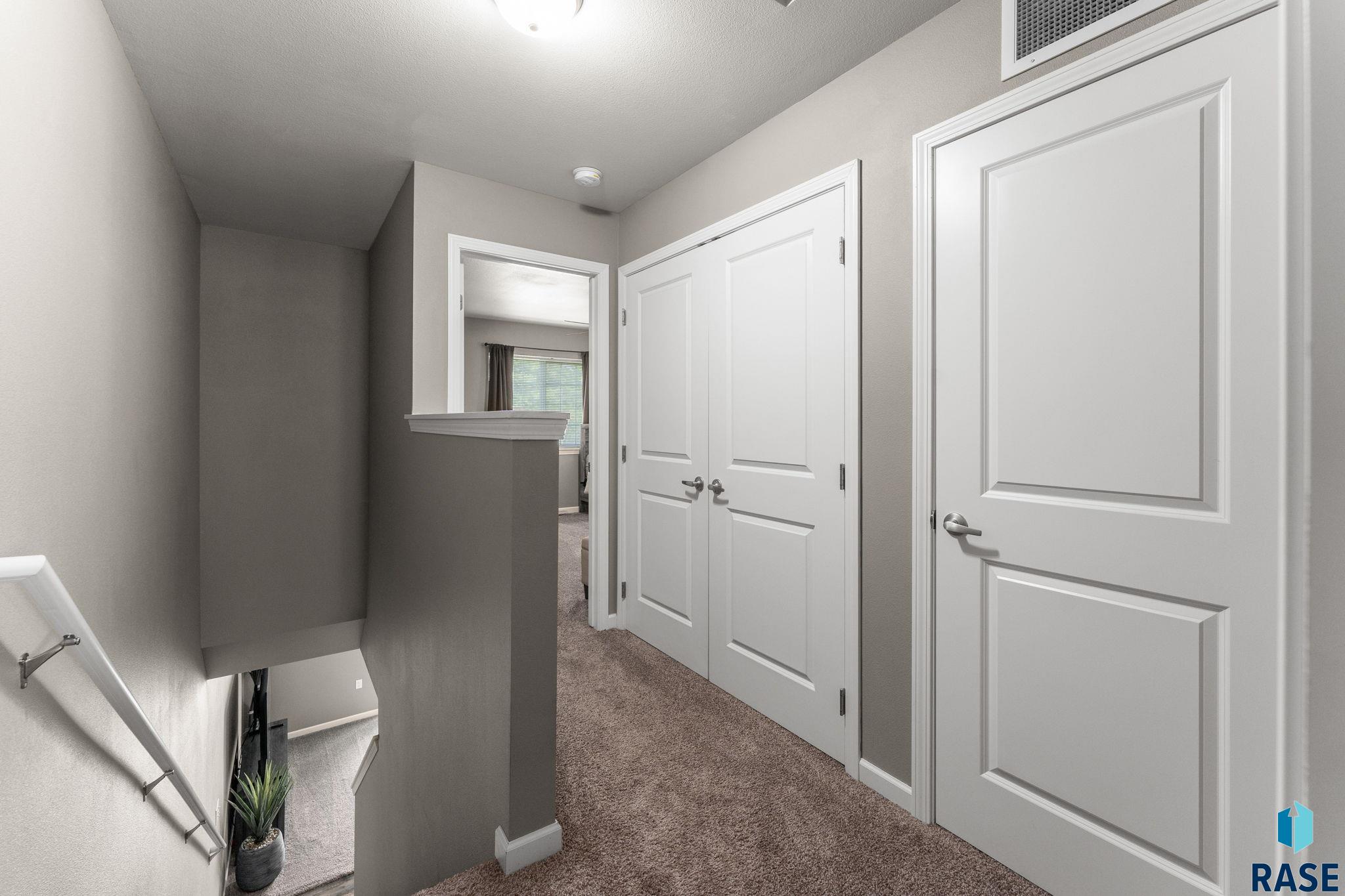 872 S Sycamore Ave Unit: 3