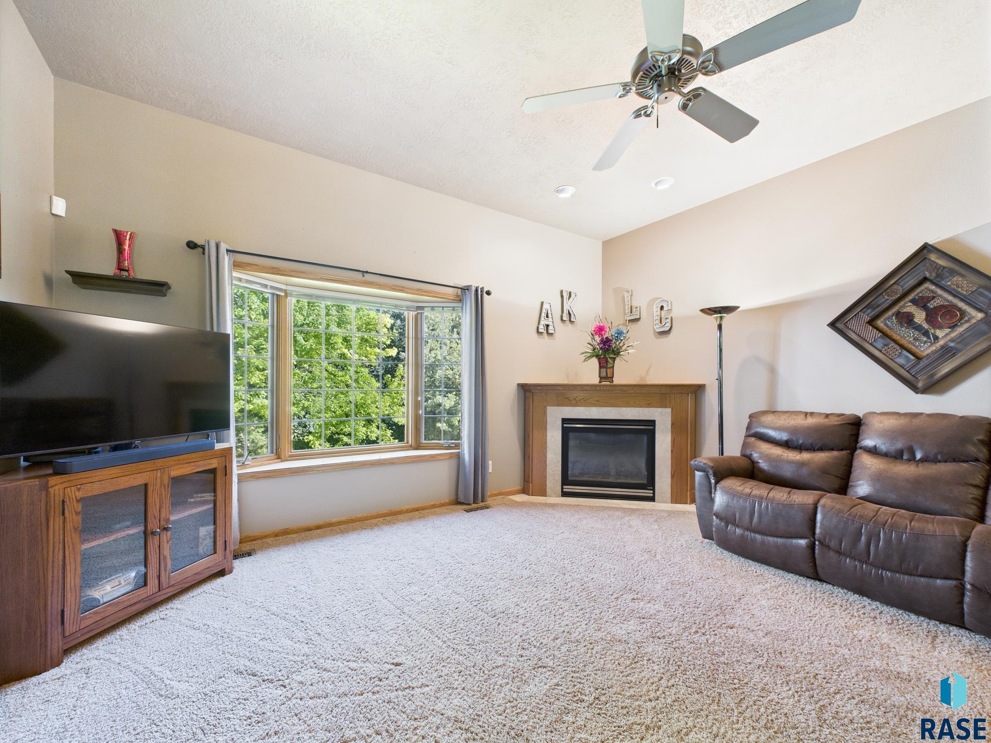 6908 W Stoney Creek St