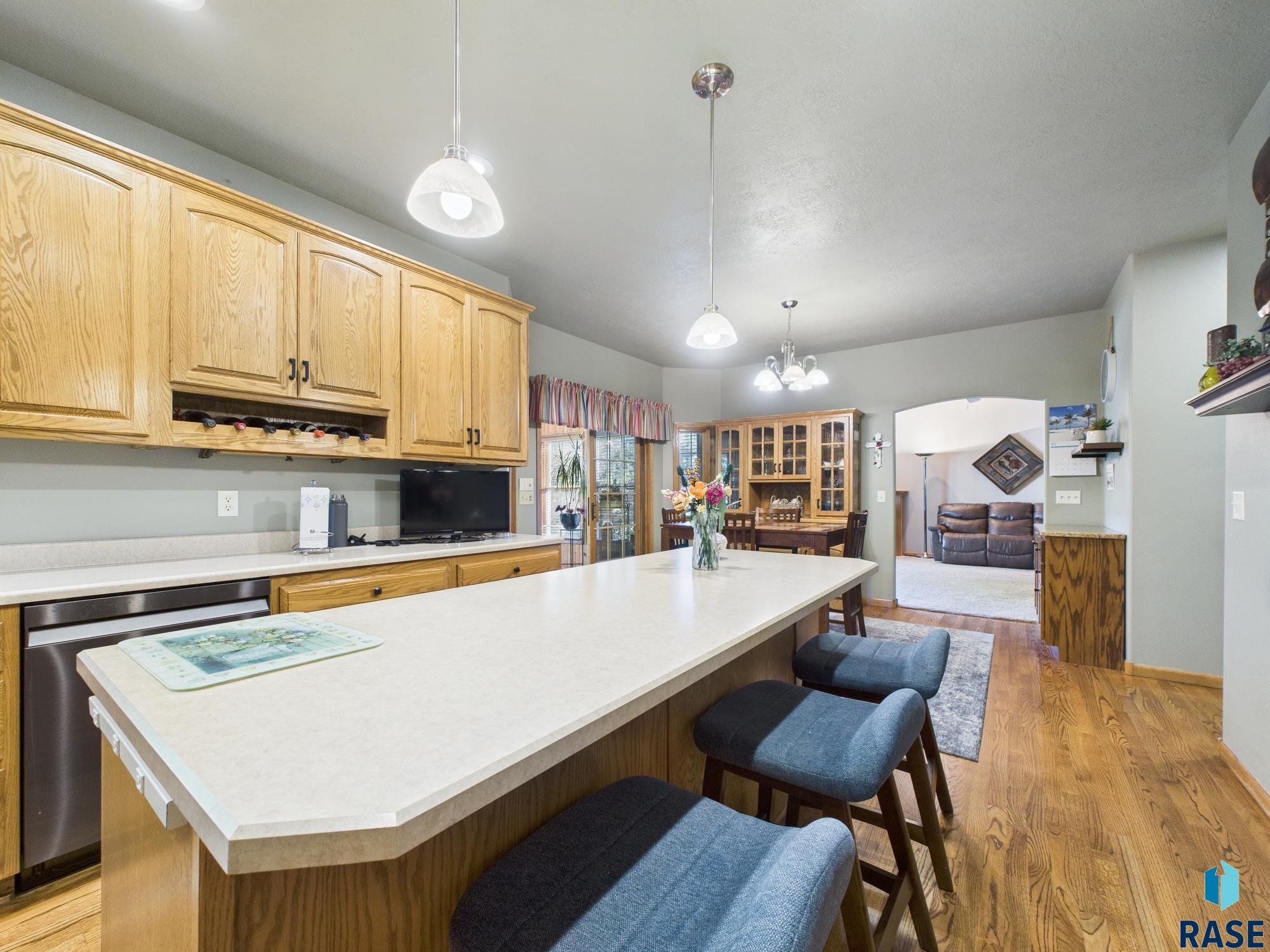 6908 W Stoney Creek St