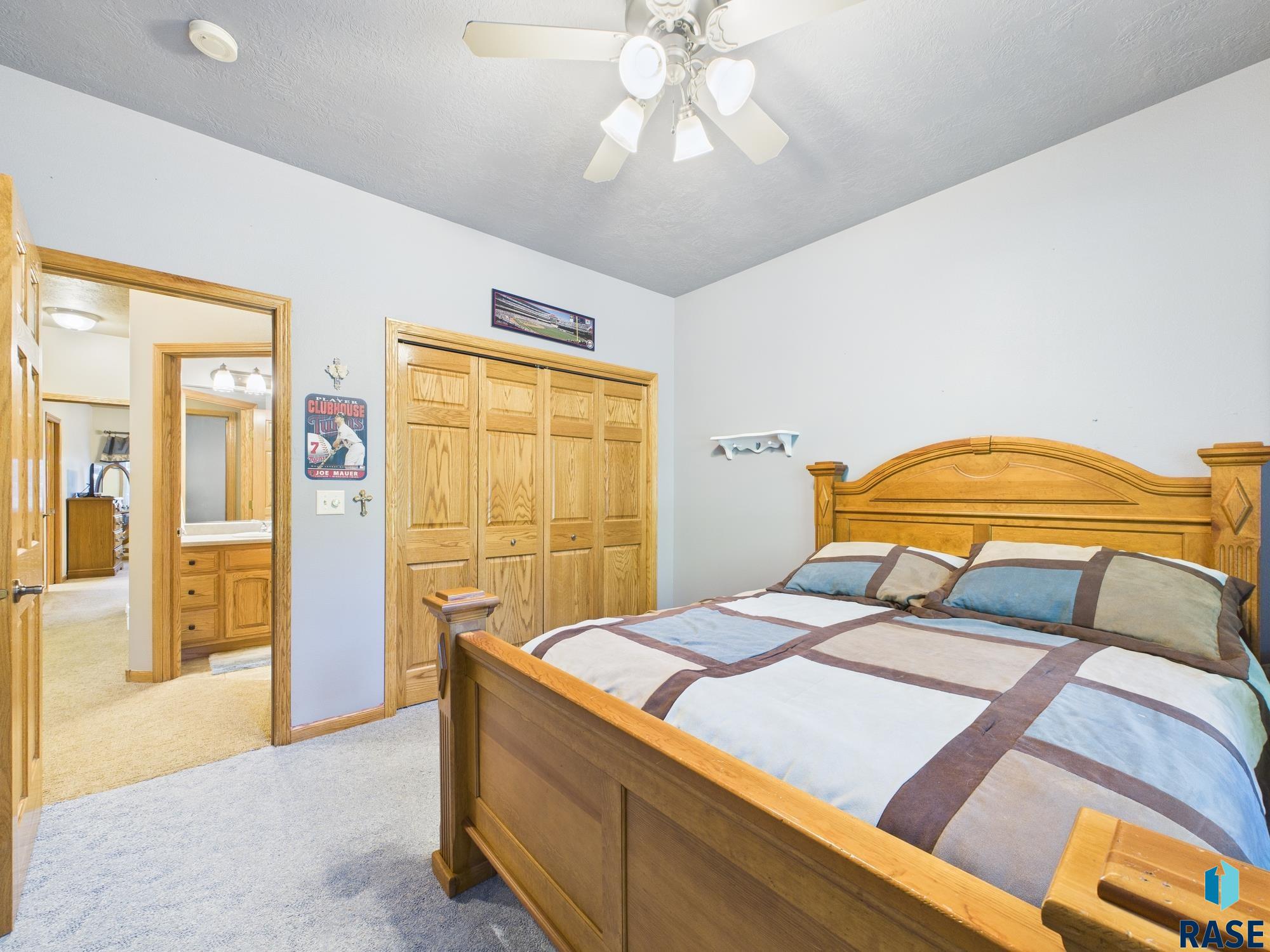 6908 W Stoney Creek St