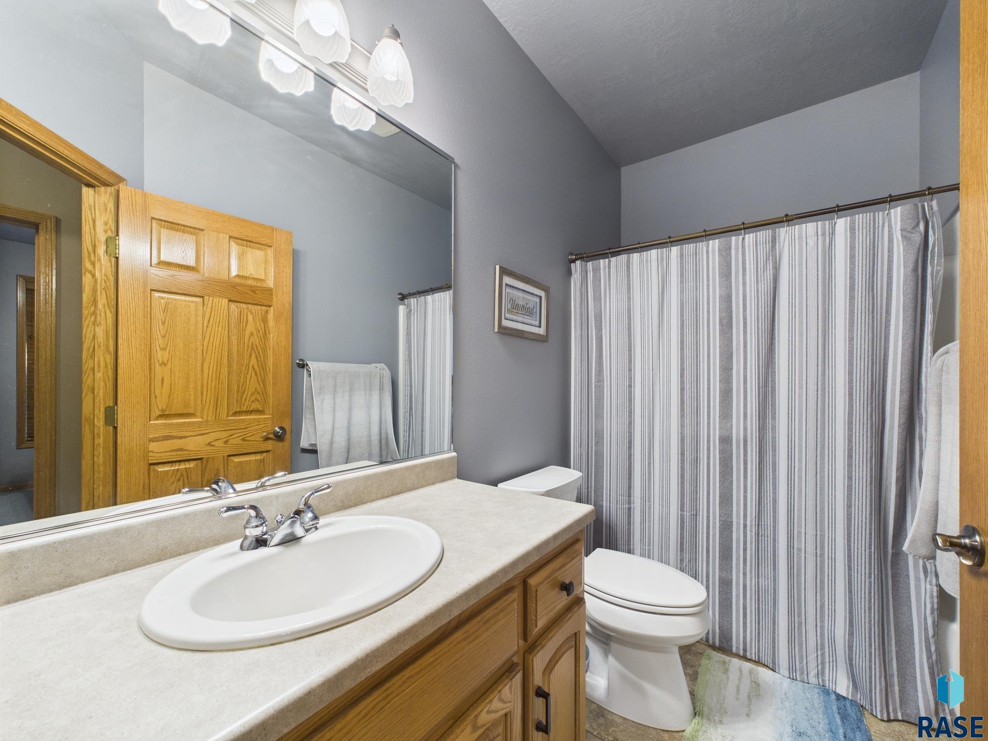 6908 W Stoney Creek St