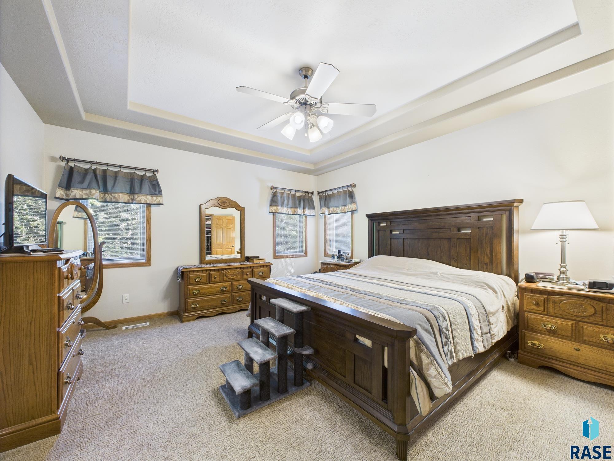 6908 W Stoney Creek St