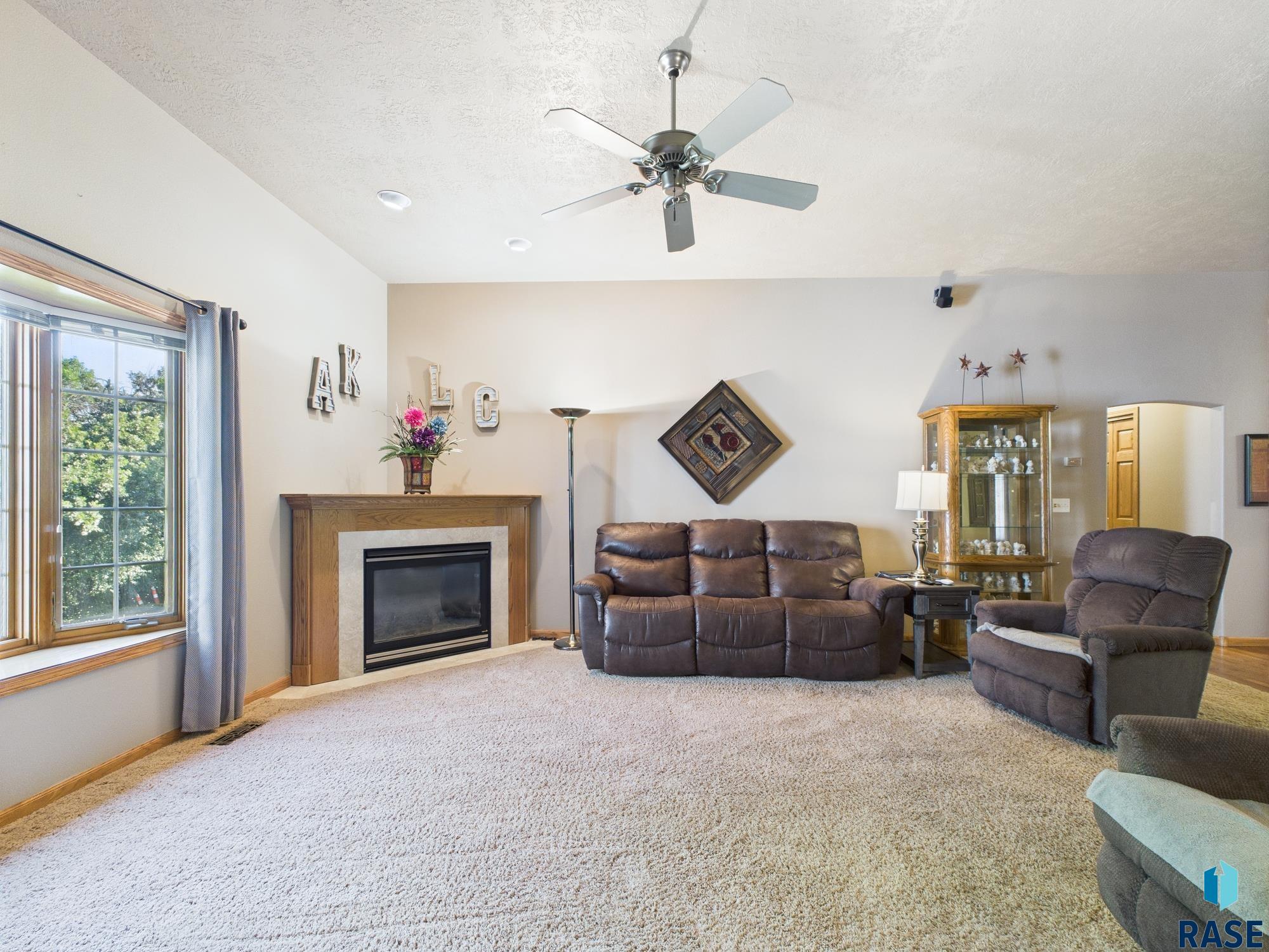 6908 W Stoney Creek St