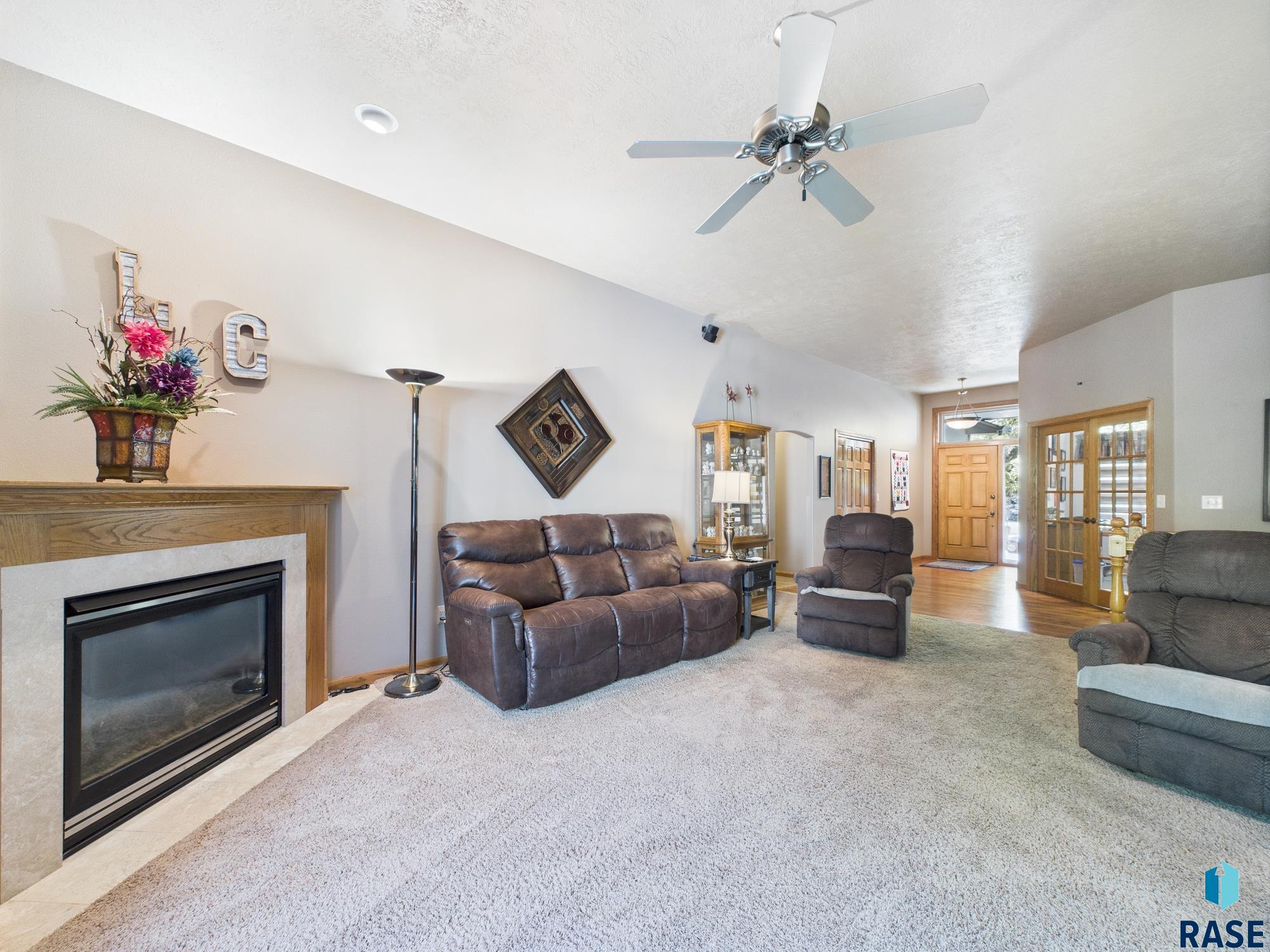 6908 W Stoney Creek St