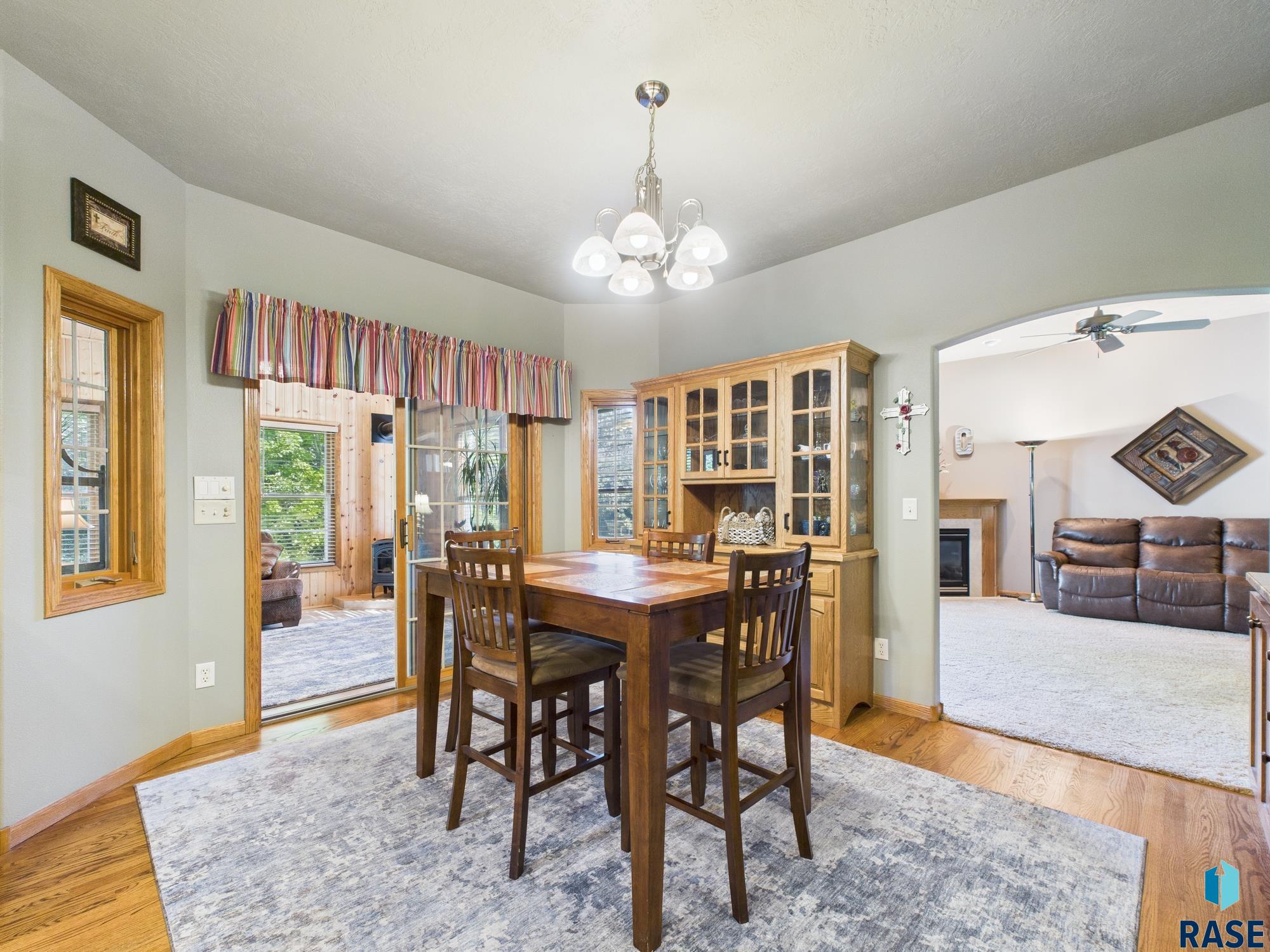 6908 W Stoney Creek St