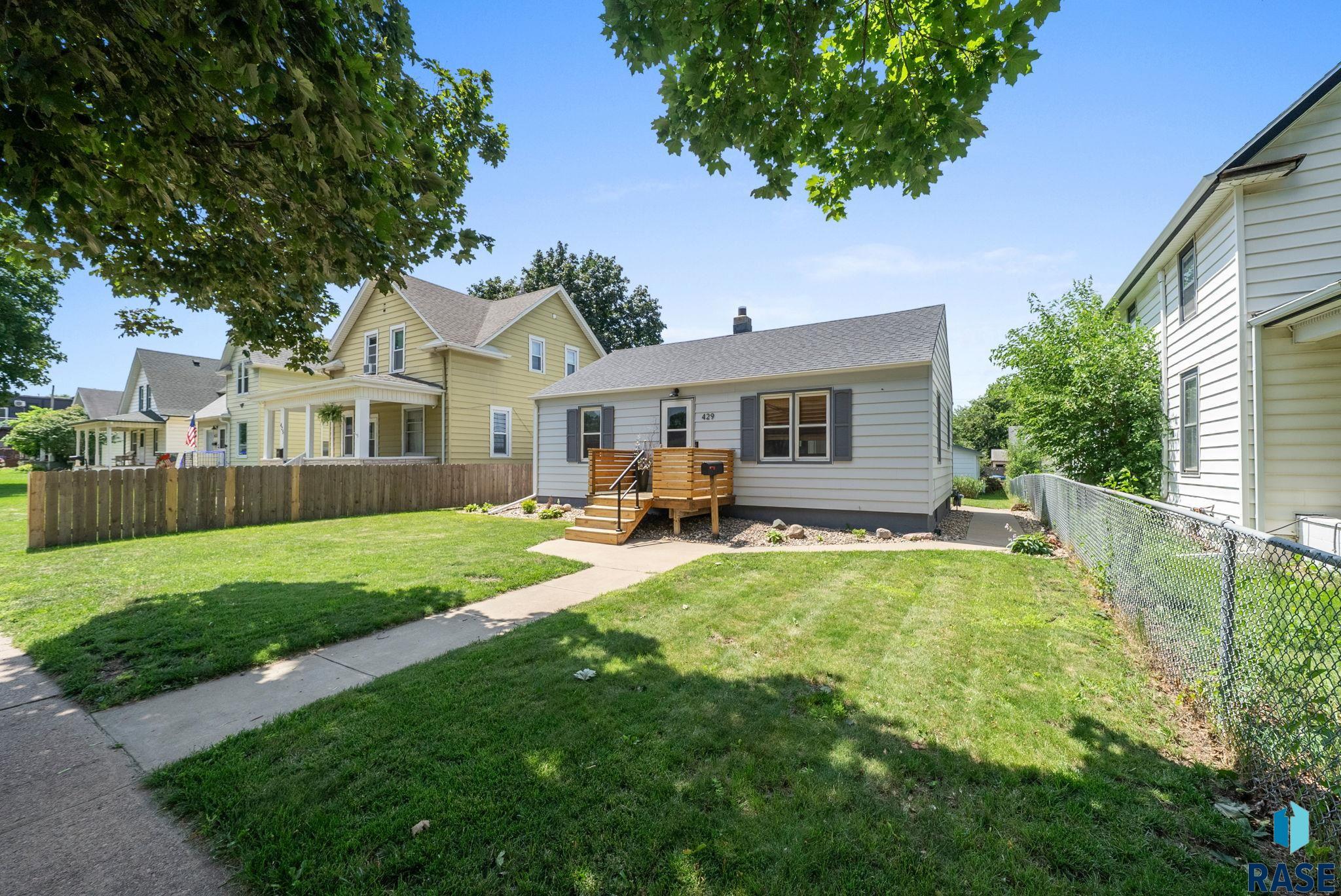 429 N Franklin Ave