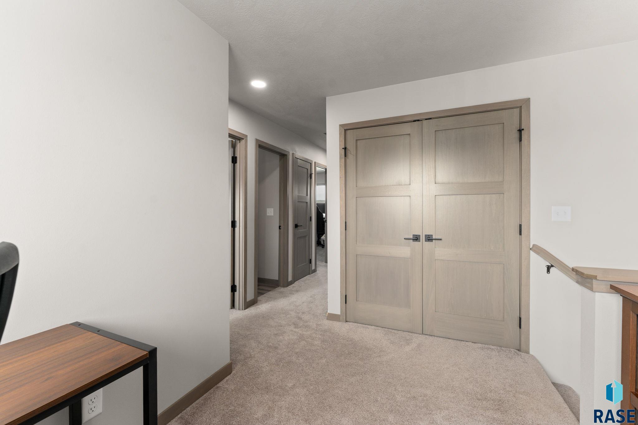 5903 S Whisper Creek Pl