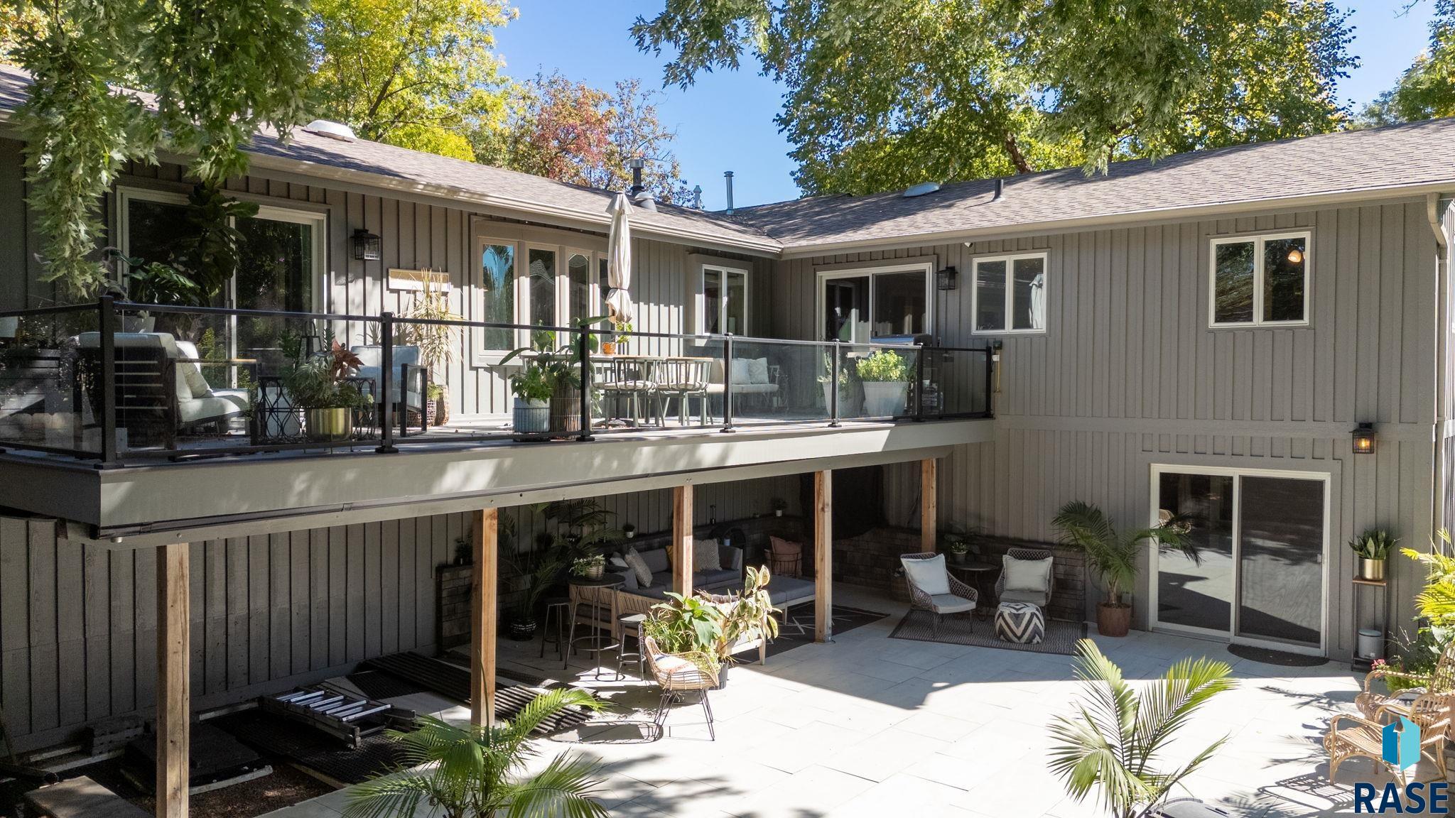 505 E Sunnybrook Dr