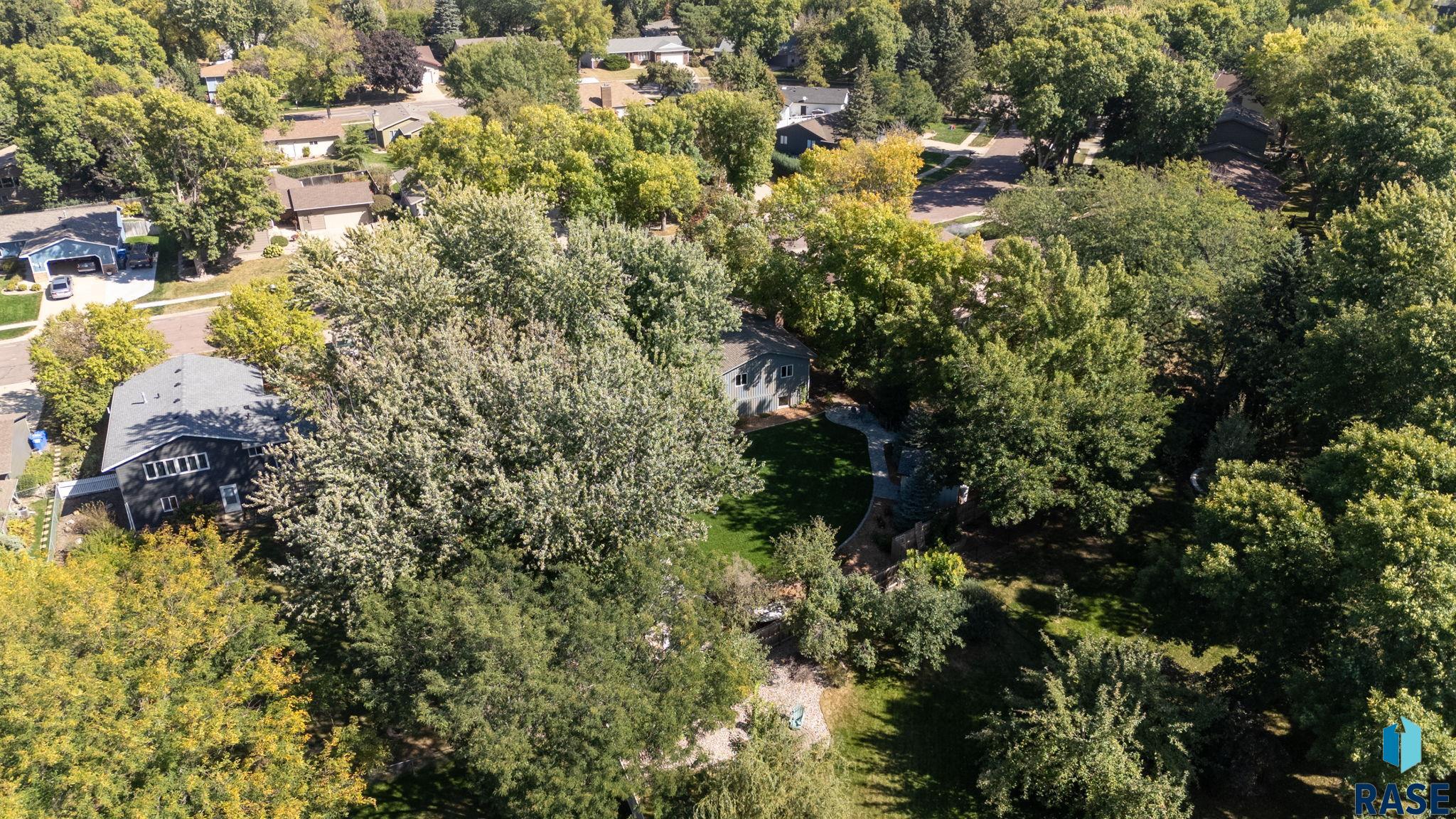 505 E Sunnybrook Dr