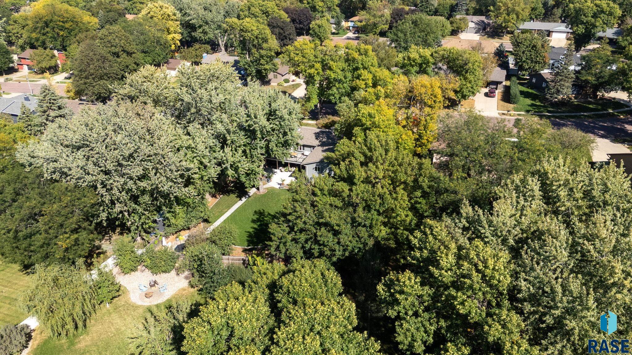 505 E Sunnybrook Dr