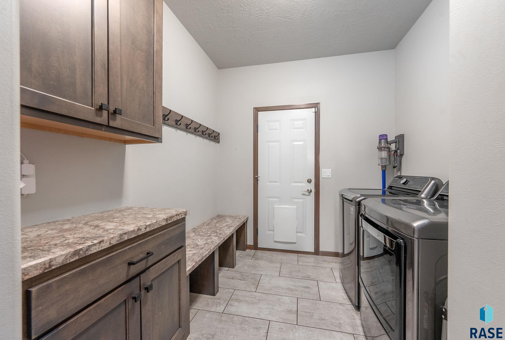 4417 W Delafield Cir