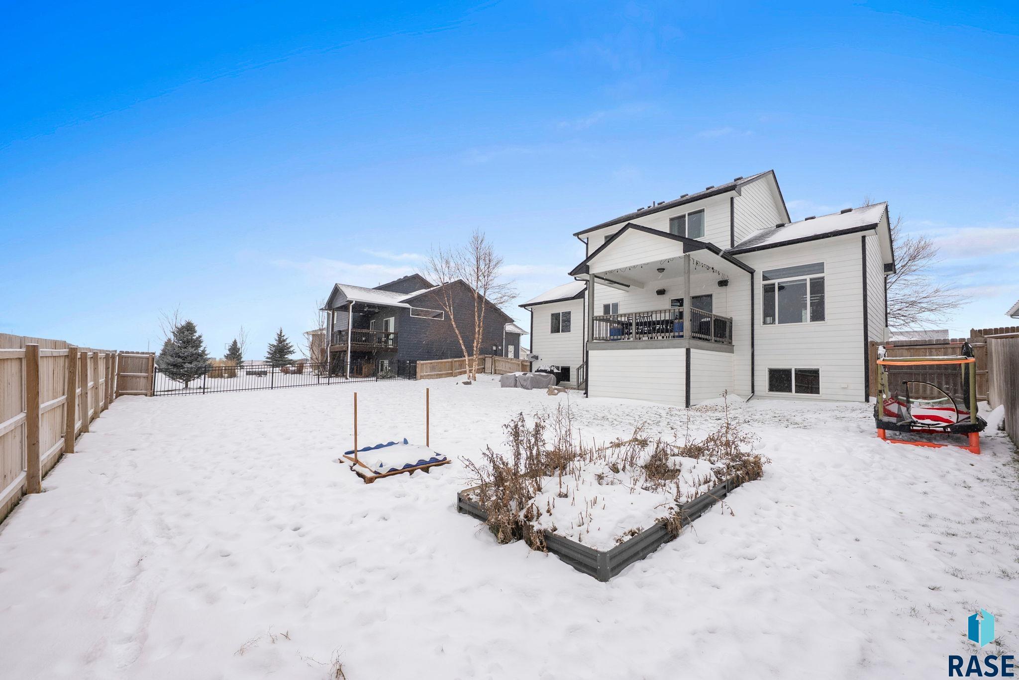 4417 W Delafield Cir