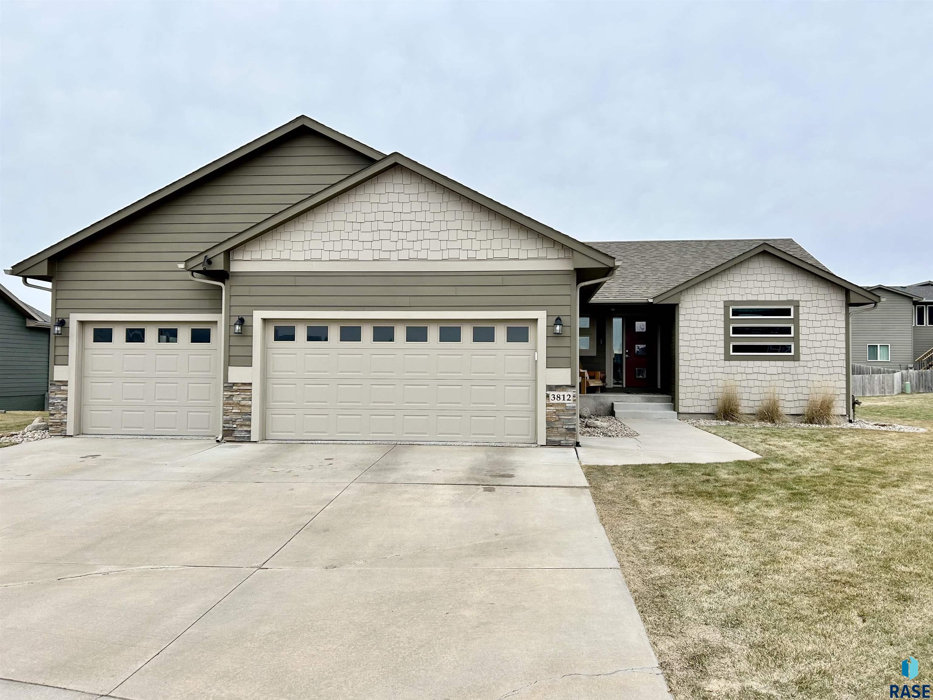 3812 S Attalia Ct