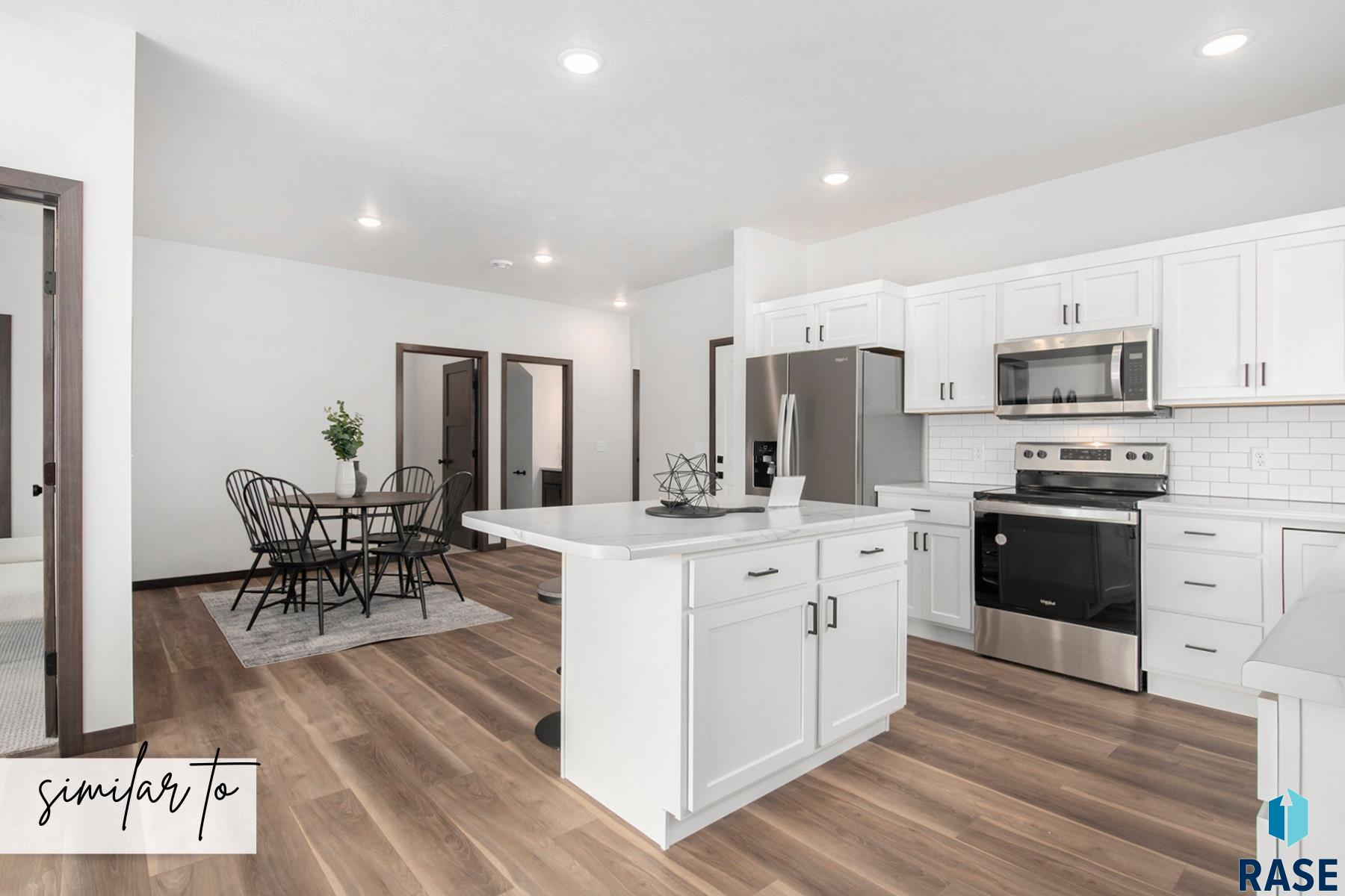 5723 E Marley Pl