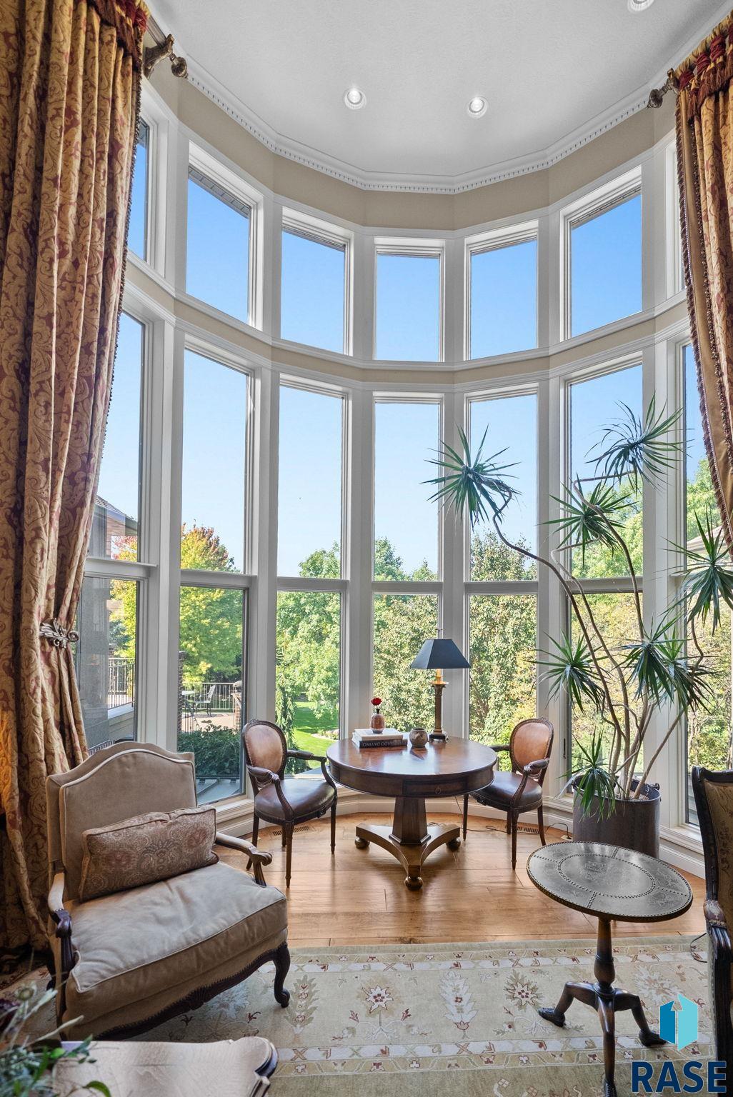 3001 S Bishop Jones Pl