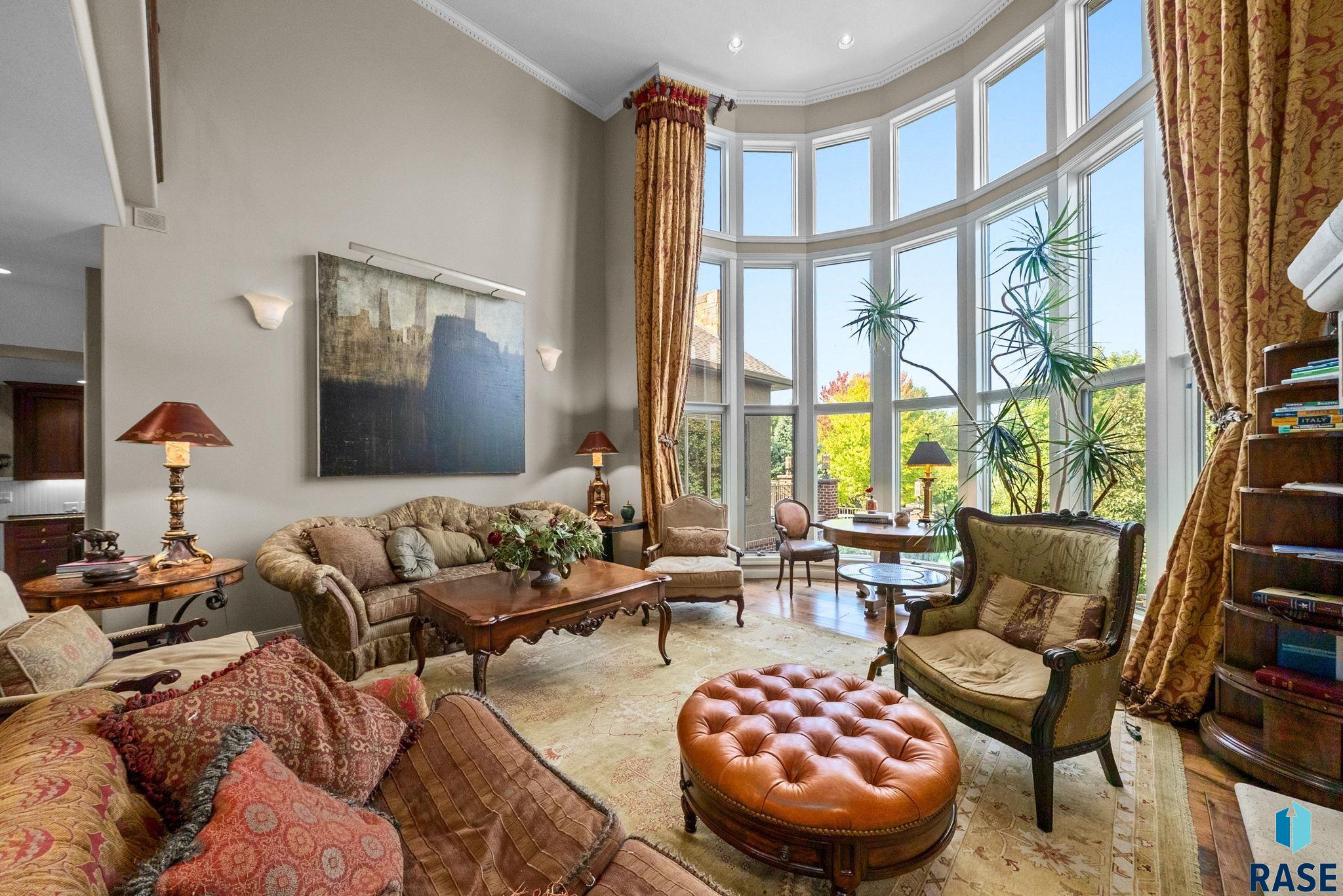 3001 S Bishop Jones Pl