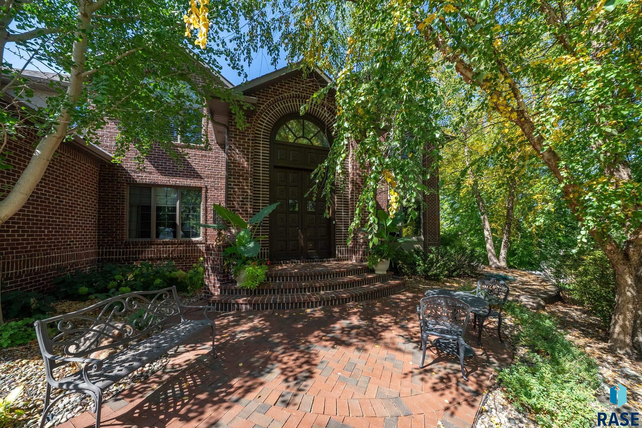 3001 S Bishop Jones Pl